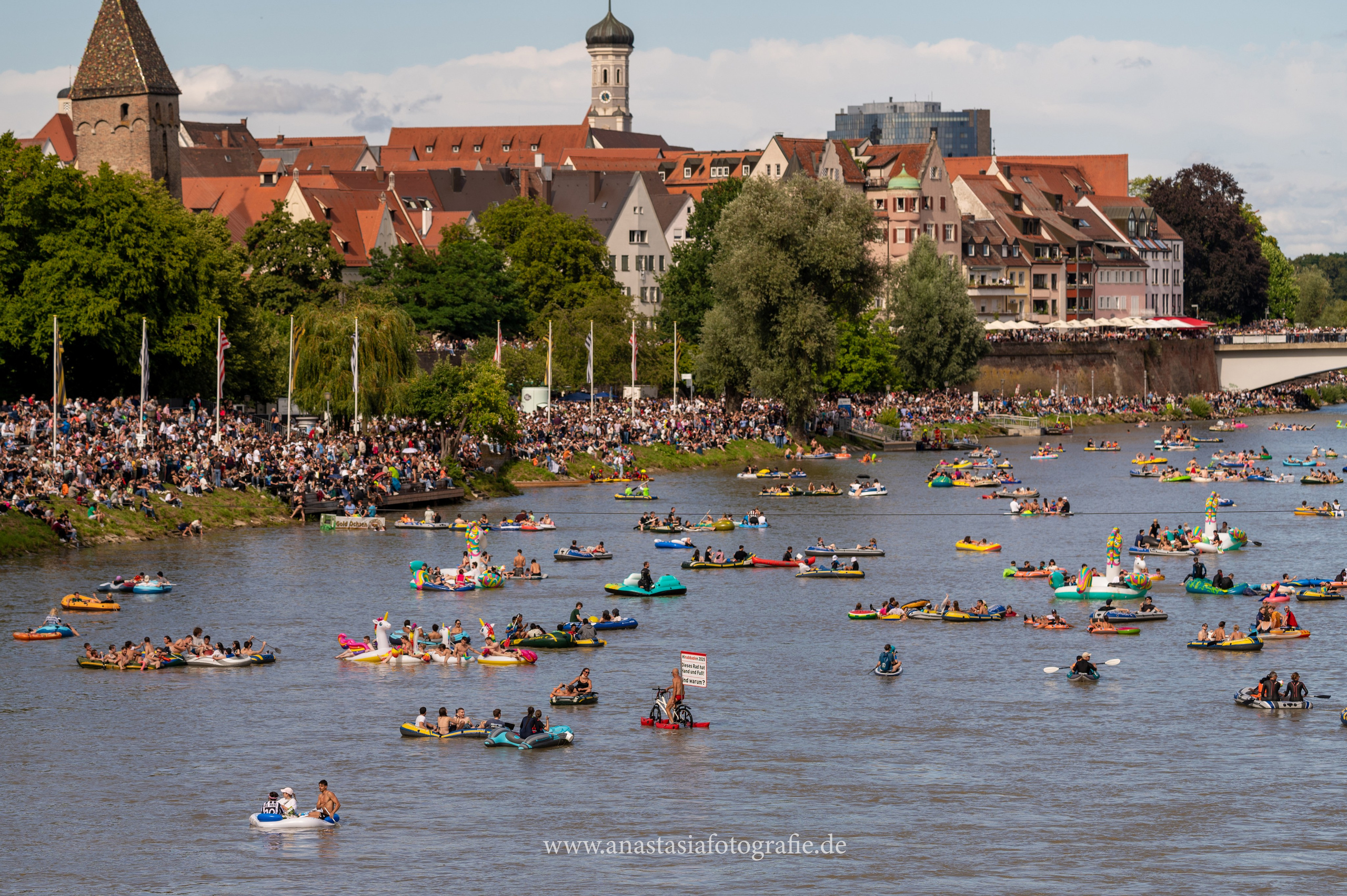 Nabada Ulm 2025. Newbornfotograf Kinderfotograf Ulm Familienfotograf Anastasia Neu-Ulm