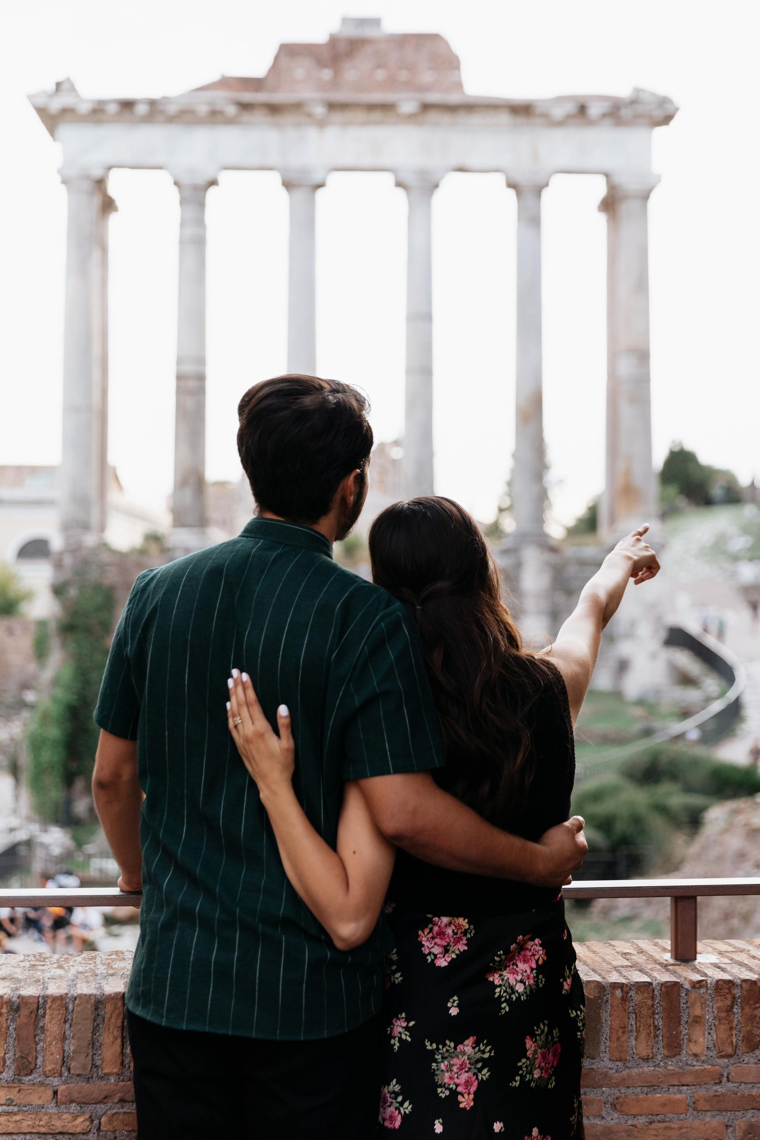 Couple photoshoot. Photographer in Rome