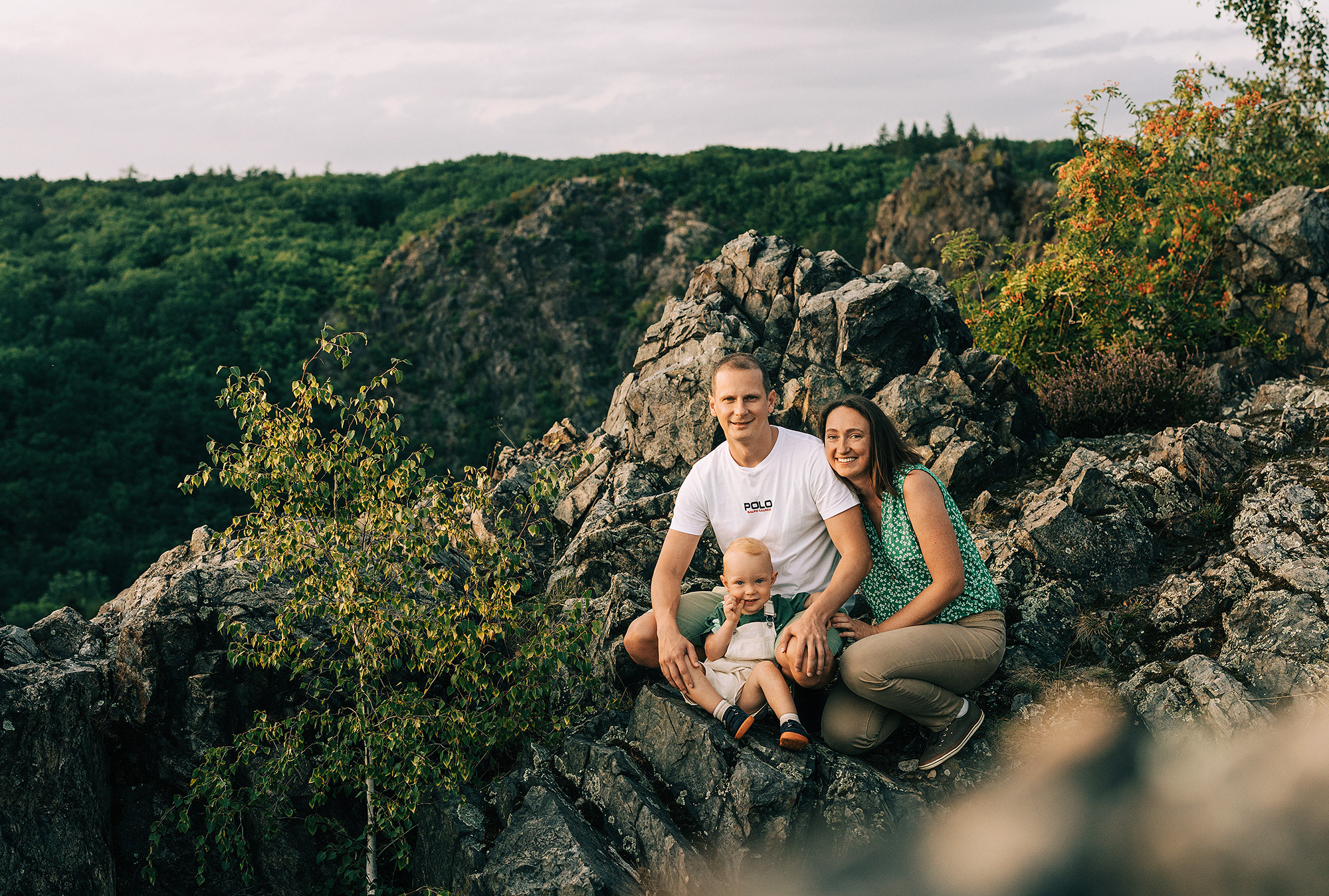 Таня, Андрей и Павел на вечерней прогулке. Rodinný a svatební fotograf v Praze