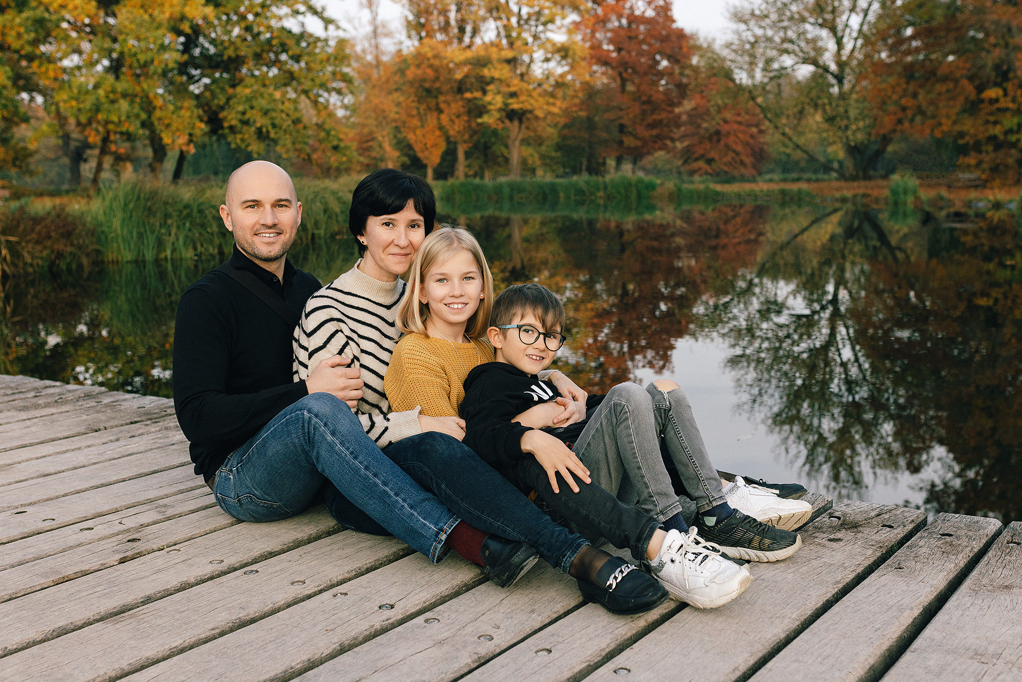 Elena in Troja bridge. Rodinný a svatební fotograf v Praze
