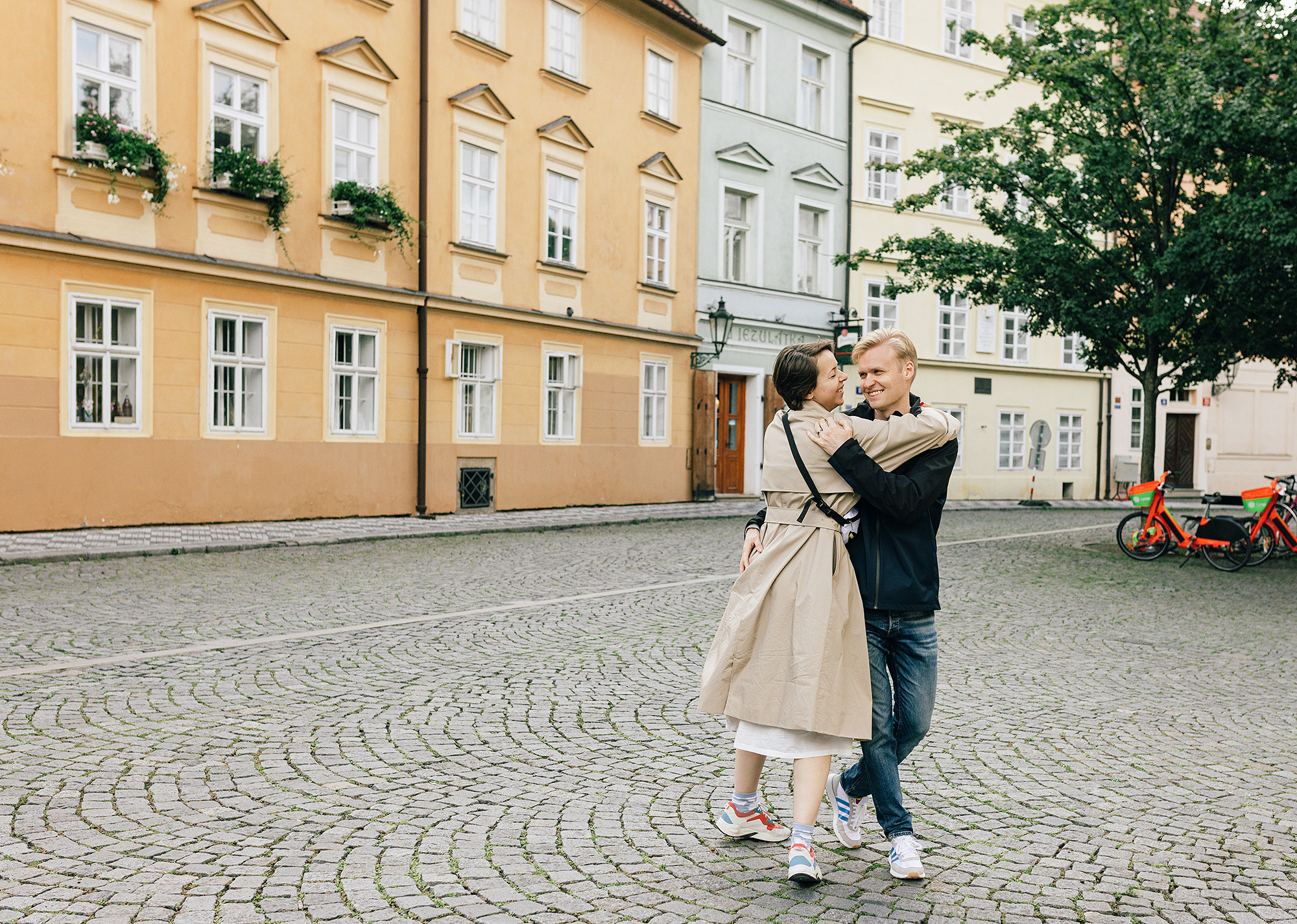 Вика и Женя в Праге. Family and wedding photographer in Prague Natalia Fedori