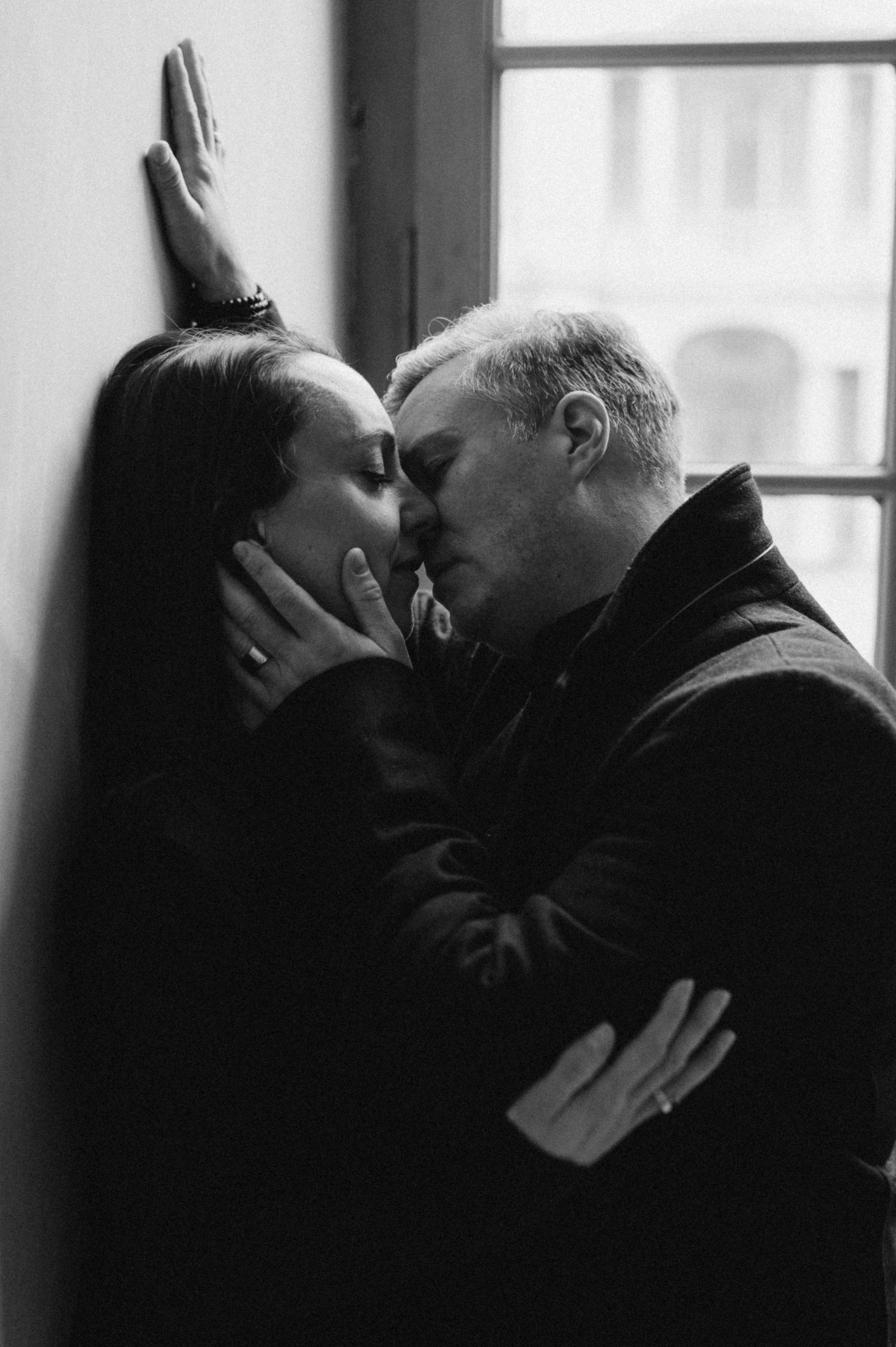 Love Story in Hofgarten Ansbach. Фотограф в Нюрнберге Ирина Менерт из Ансбаха