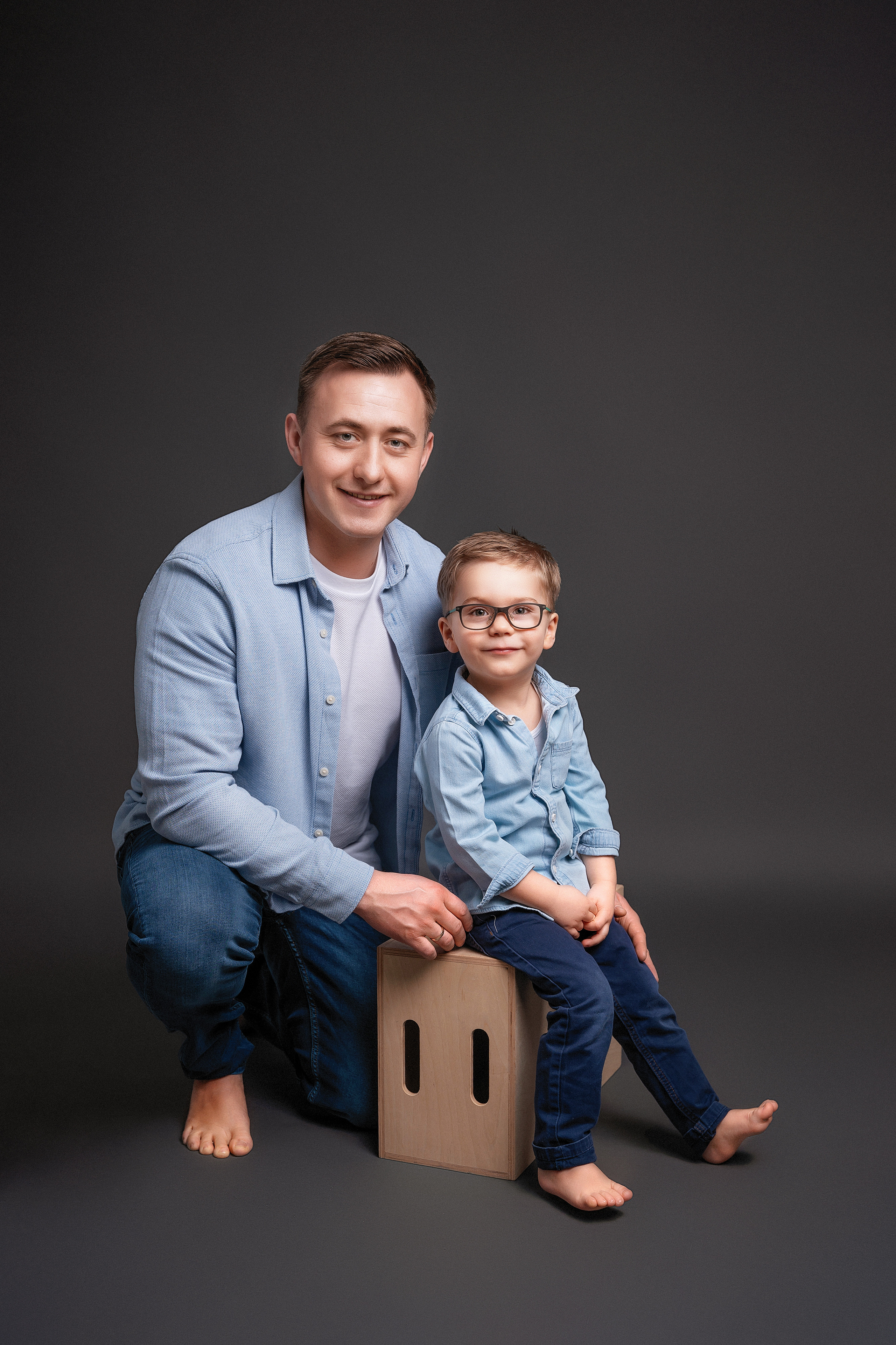 Babybauch im Studio. Portraitfotografie in Gründau Elena Ohnstedt