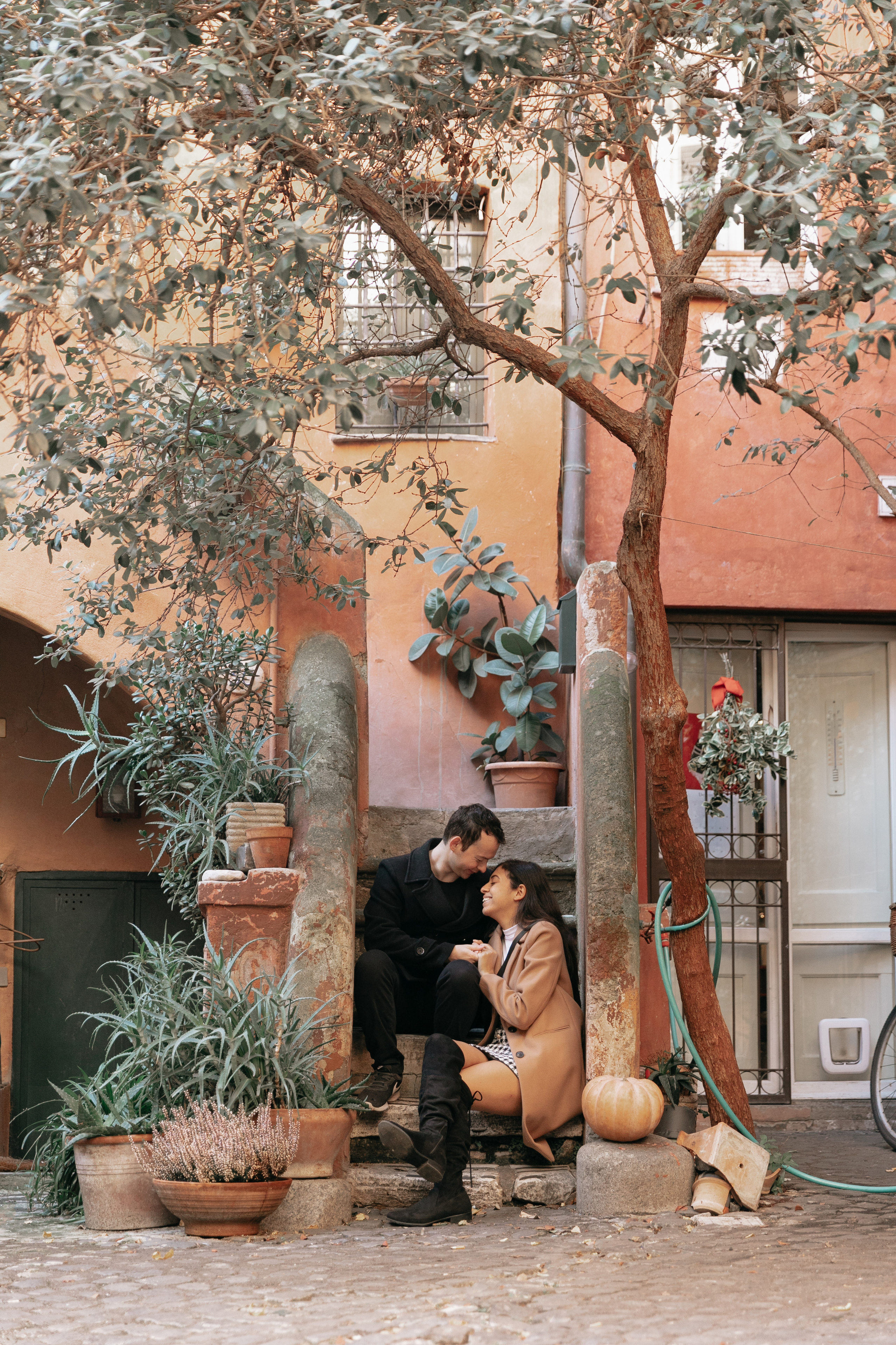 The Roman Streets. Photographer in Rome