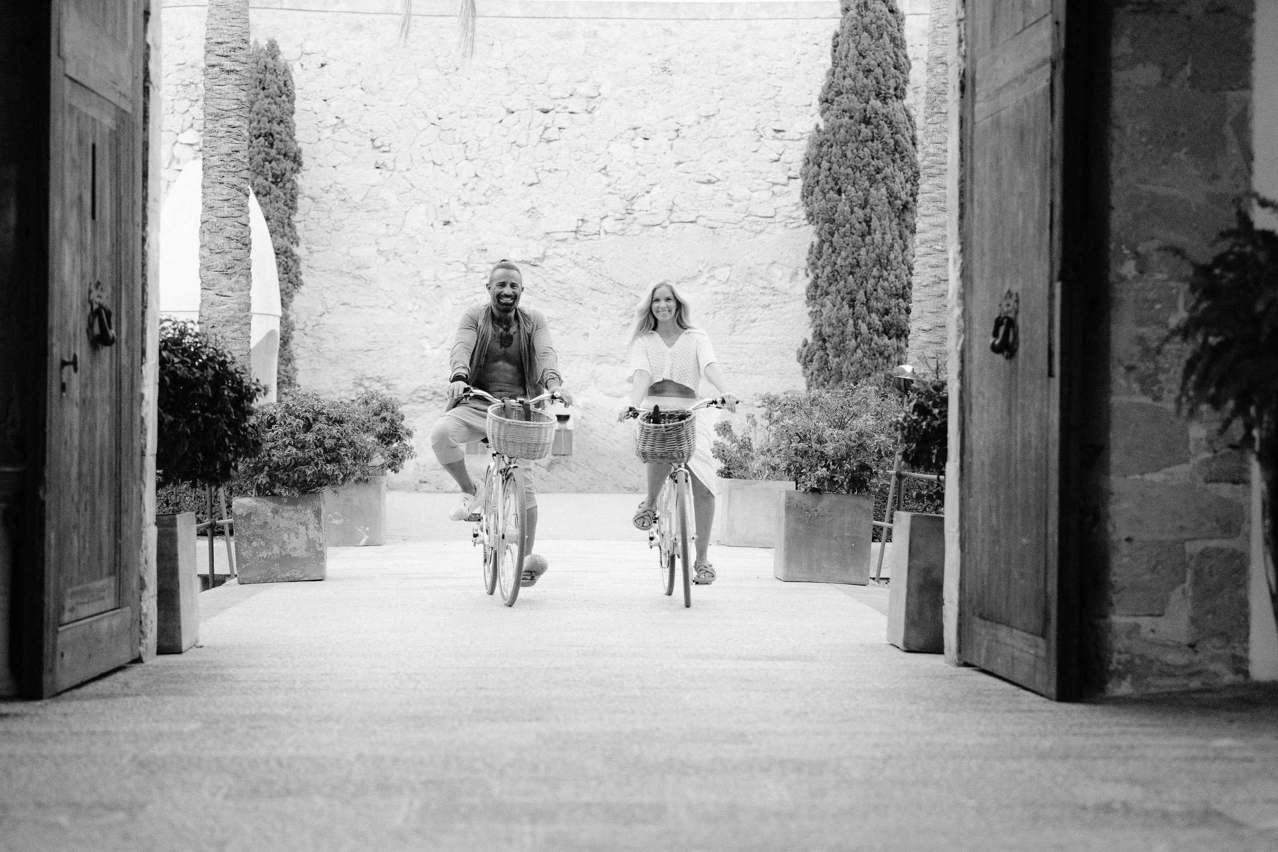 Couple Portrait Photo Session in Mallorca. Mallorca Wedding, Corporate & Social Photographer