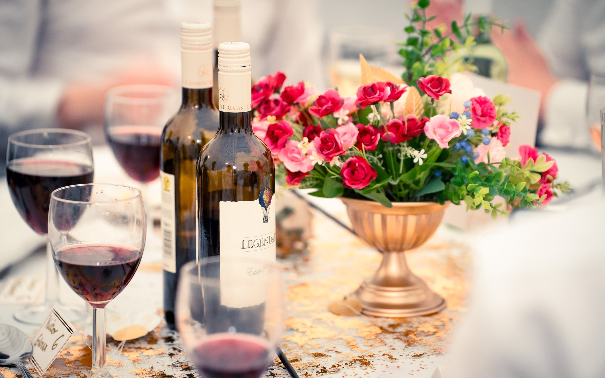 The Midas Touch: Van Mildert Summer Ball. Expect Miracles Photography by Kate & Andrew