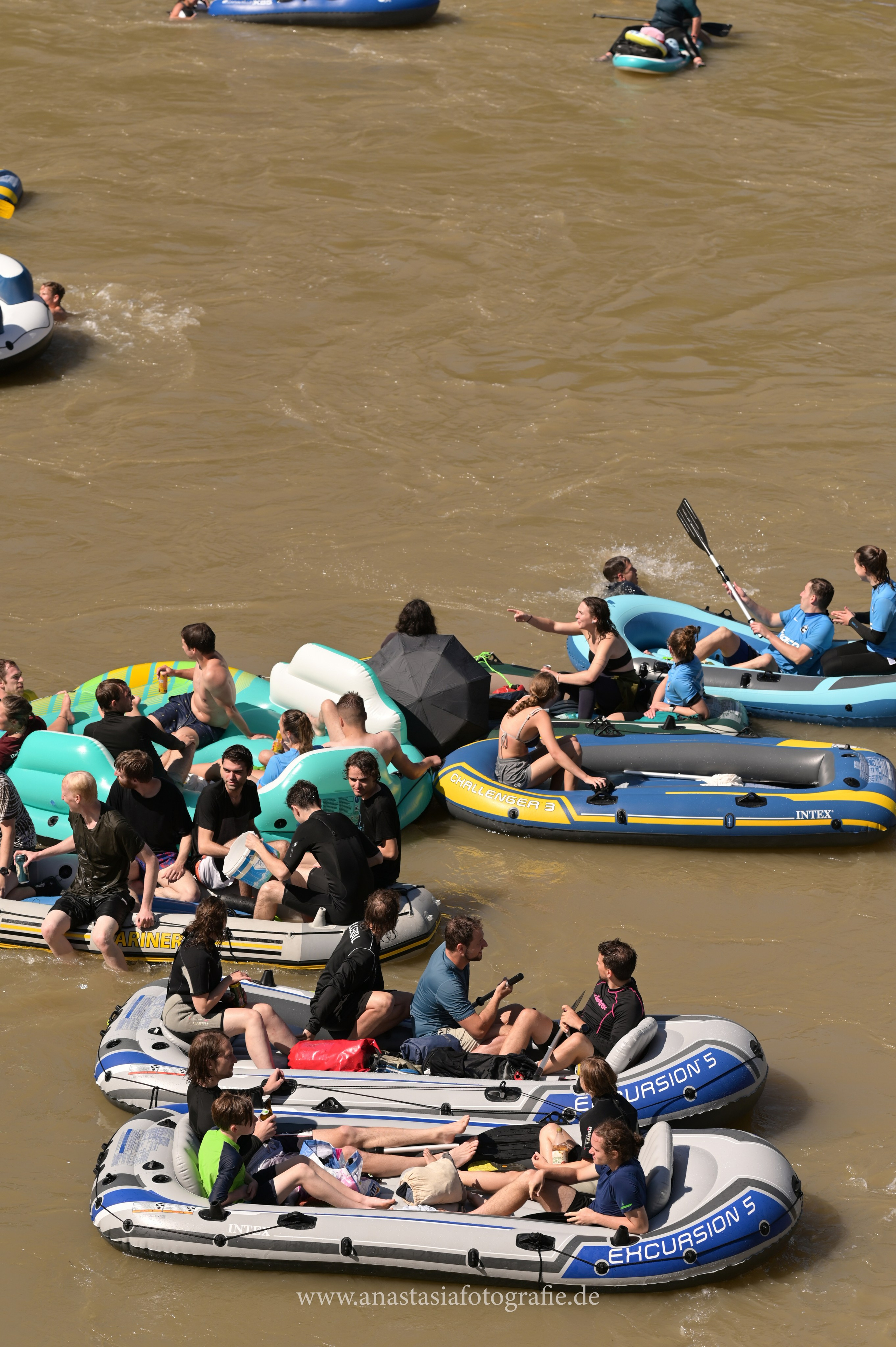Nabada Ulm 2025. Newbornfotograf Kinderfotograf Ulm Familienfotograf Anastasia Neu-Ulm