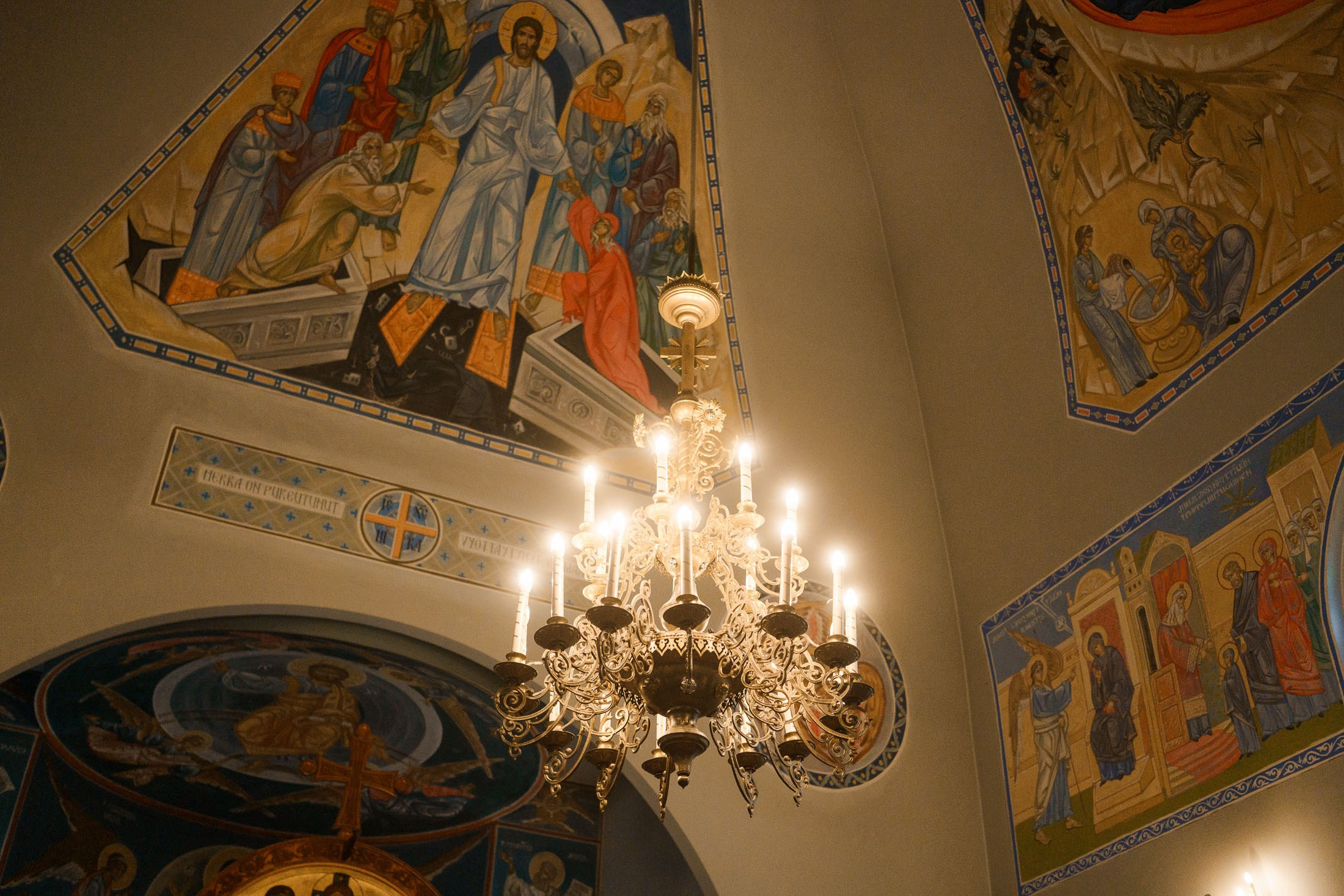 Ristiäiskuvaus Tikkurilan ortodoksisessa kirkossa