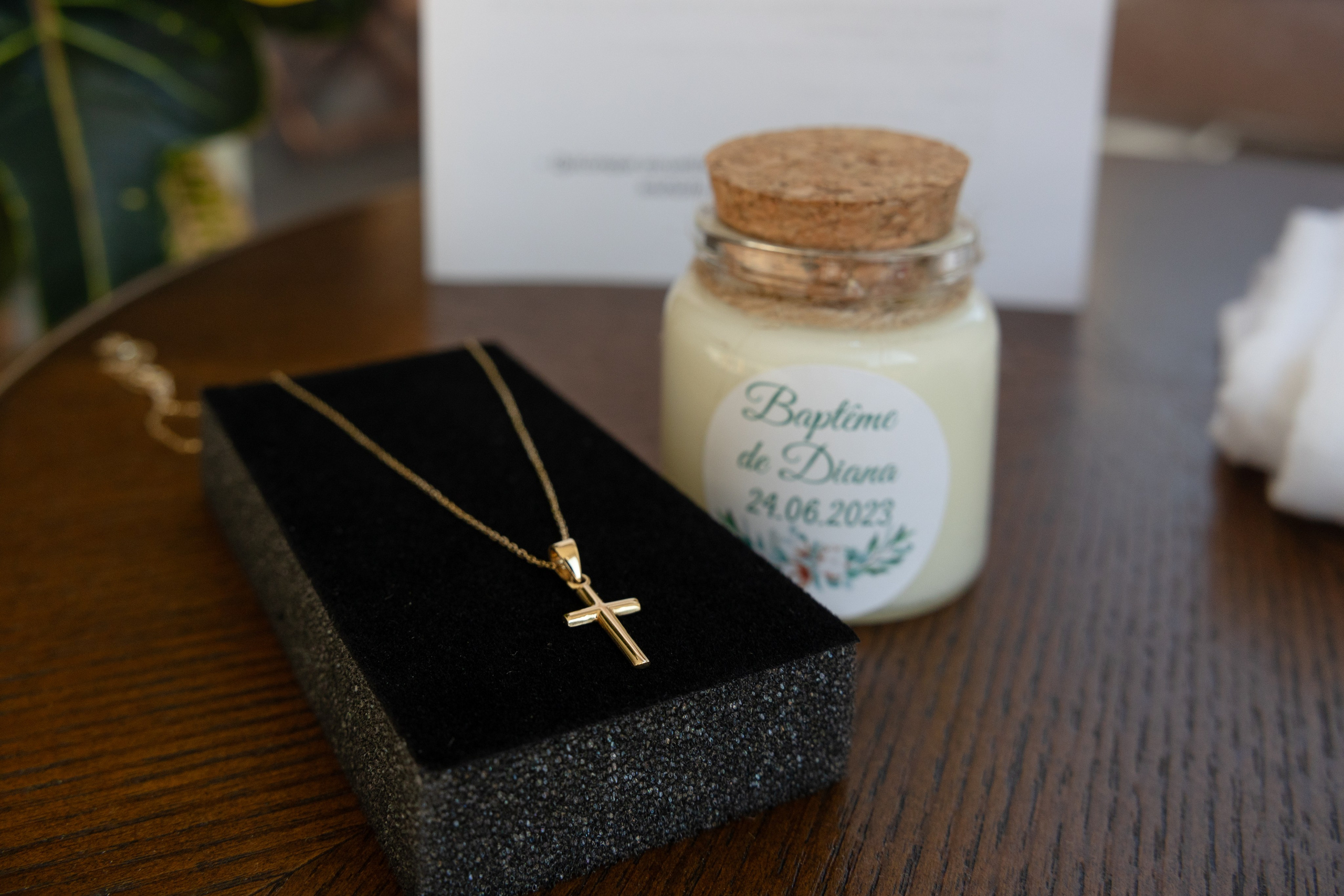 The Baptism of Diana in the Church of Saint-Sernin in Toulouse. Евгения Смирнова — фотограф в Тулузе и юго-западной Франции