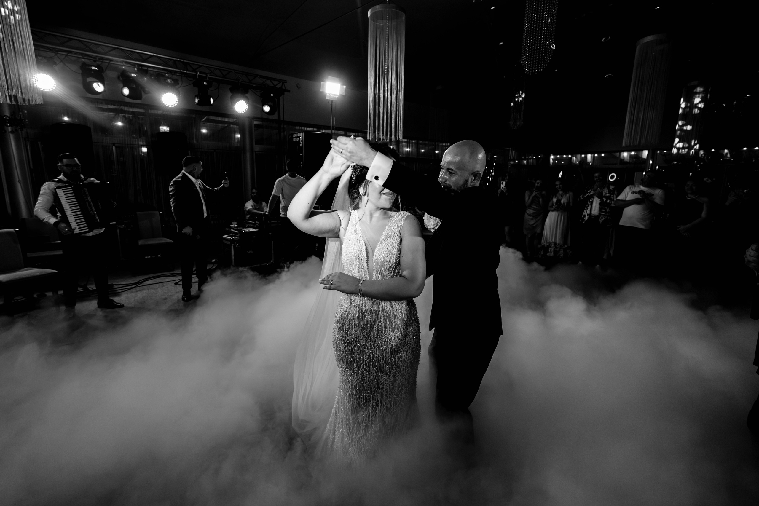 Crina & Cătălin. Acasă