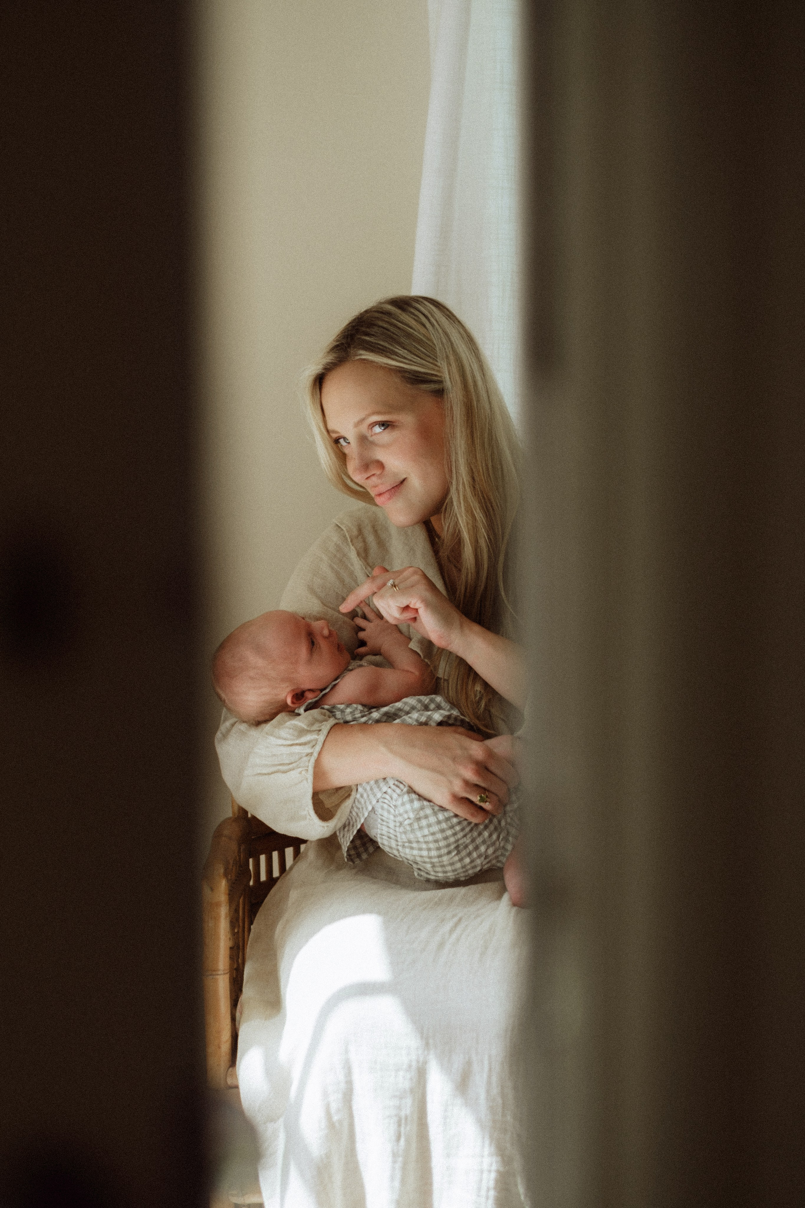 Newborn Photography Portfolio | Documentary Newborn sessions by Anna Dobrovolskaia in Richmond, VA Photography. Family Photographer Anna Dobrovolskaia | Richmond, VA