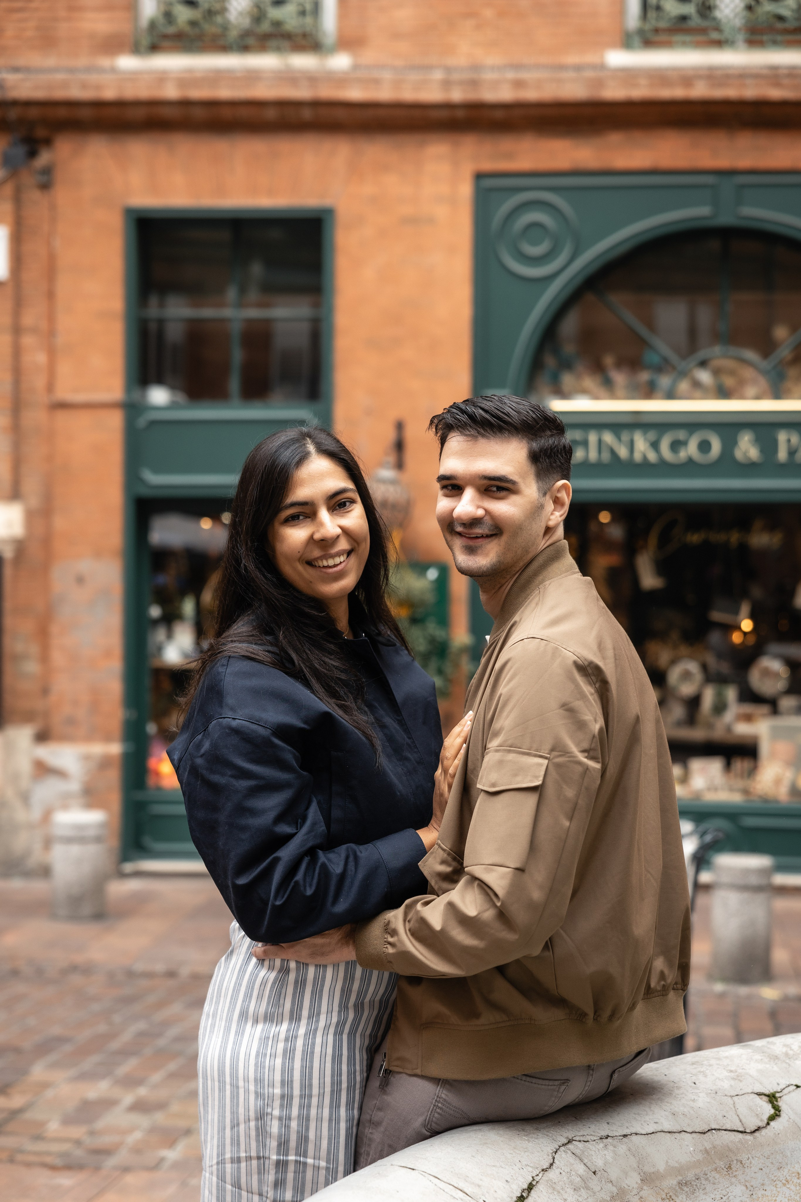 Séance photo de demande en mariage surprise à Toulouse — Un moment inoubliable pour Matt & Megha. Eugénie Smirnova — Photographe à Toulouse et dans le Sud-Ouest