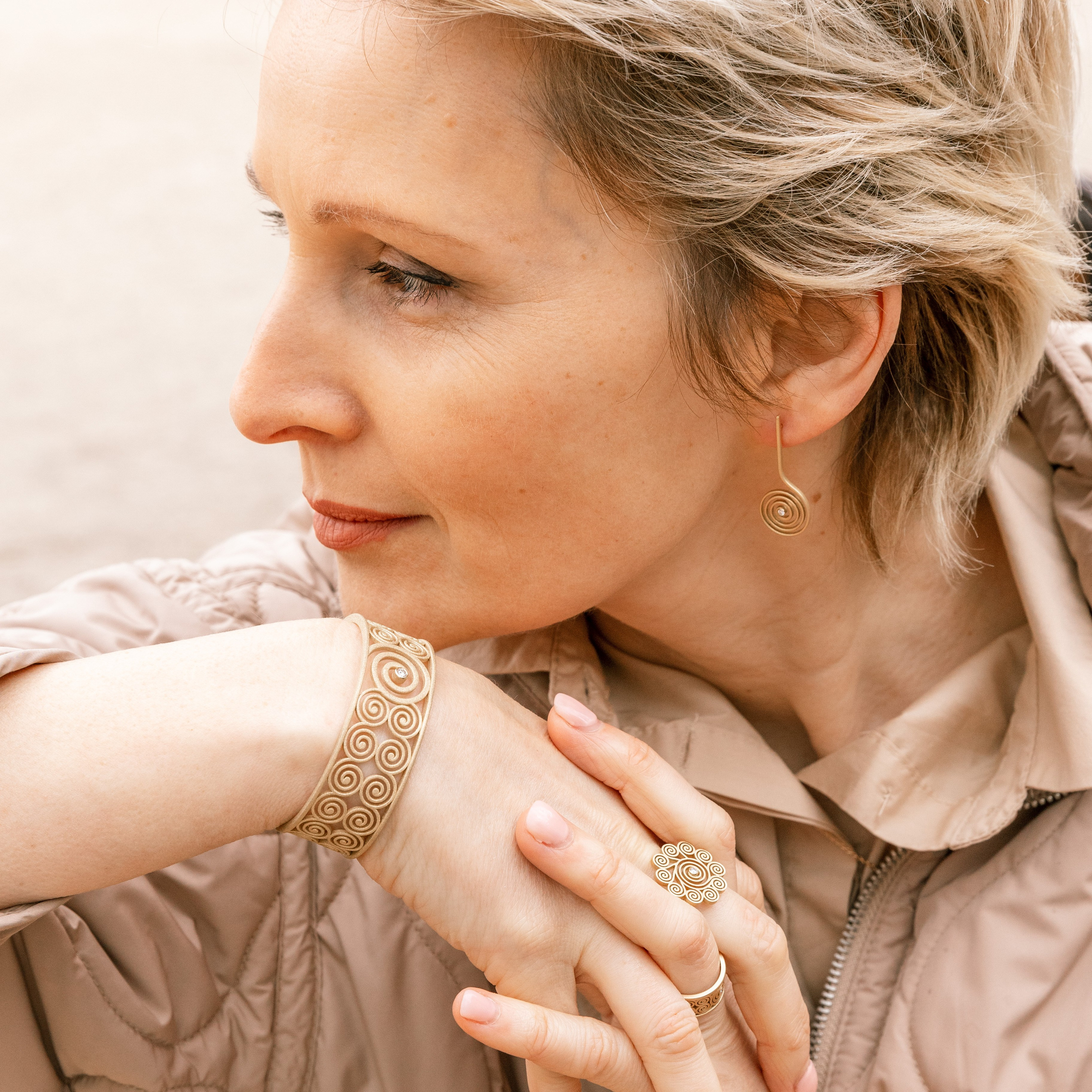 Goralska Paris. Elizaveta Razumova: Cinematic Photography for Love, Weddings, Portraits & Brands