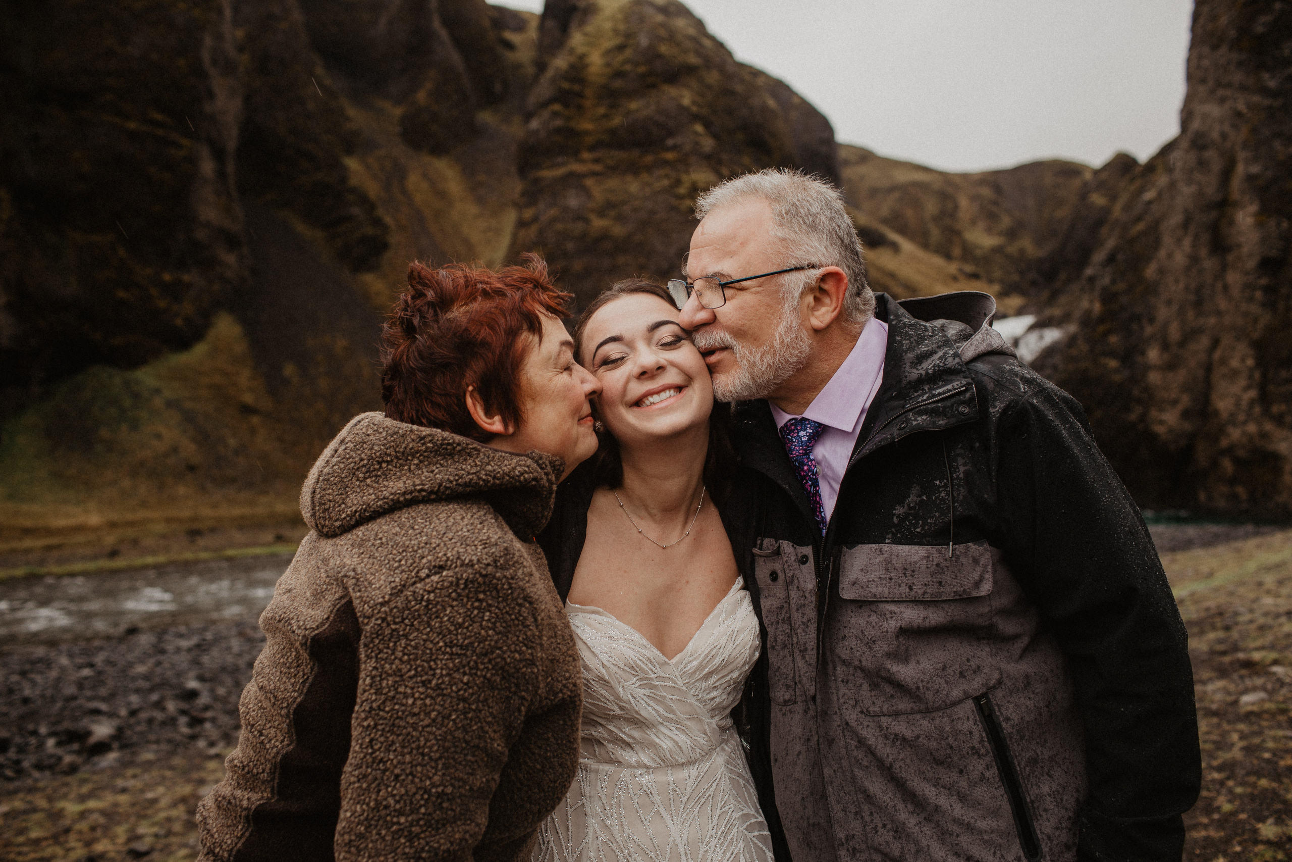 Elopement at secret canyon Iceland and diamond black beach. Iceland elopement photo and video | Nikolaichik Photo