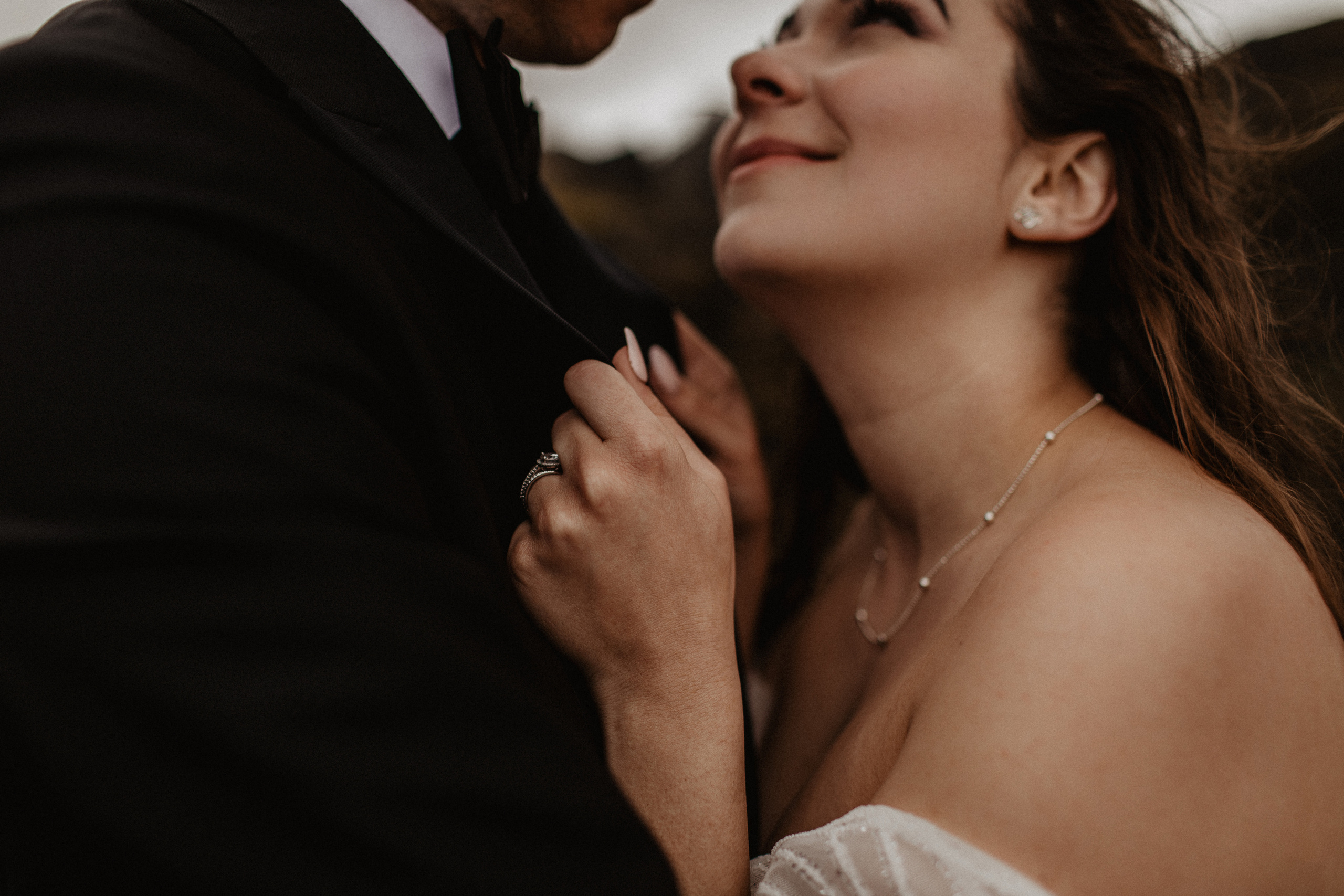 Elopement at secret canyon Iceland and diamond black beach. Iceland elopement photo and video | Nikolaichik Photo