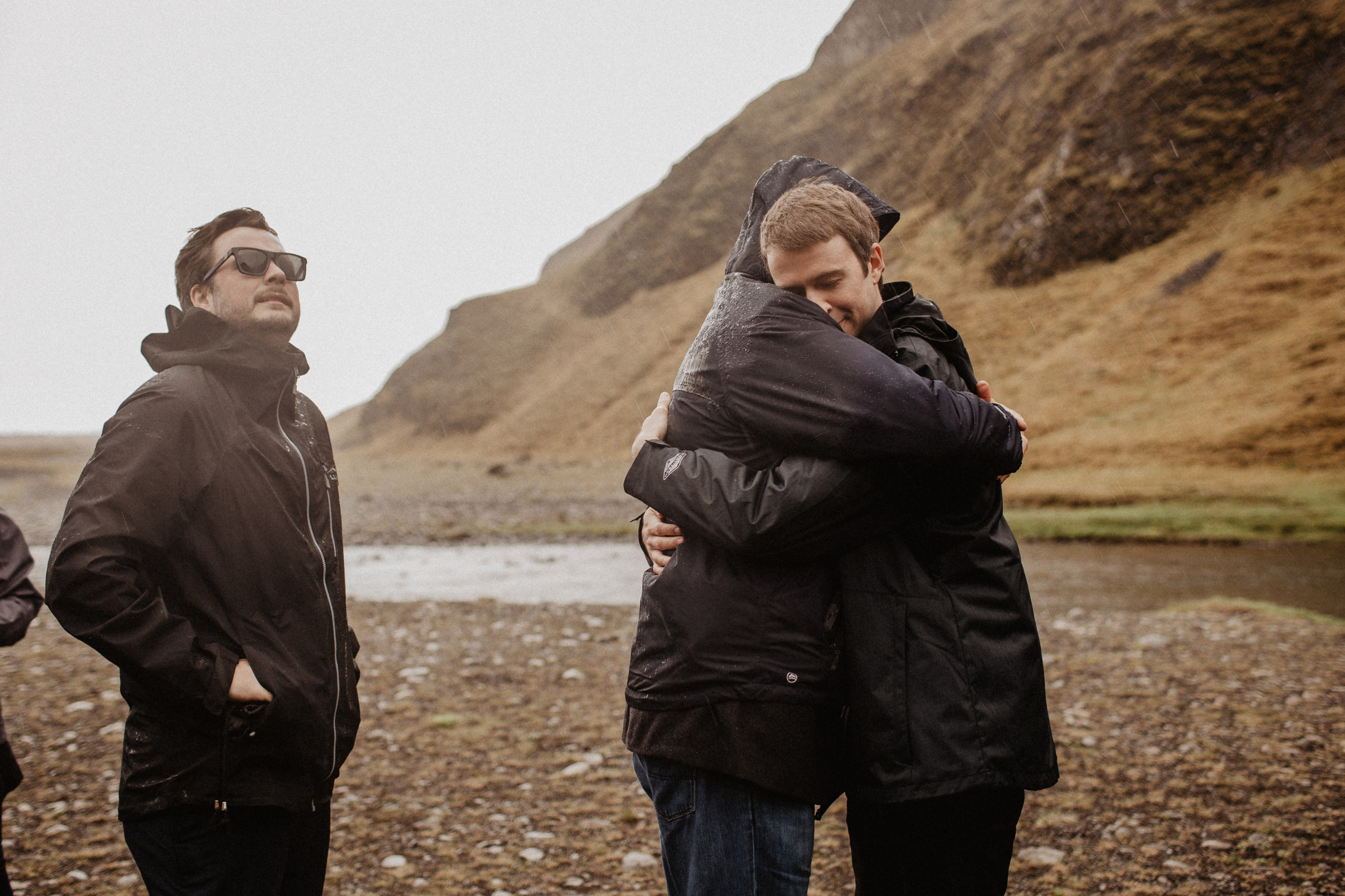 Elopement at secret canyon Iceland and diamond black beach. Iceland elopement photo and video | Nikolaichik Photo