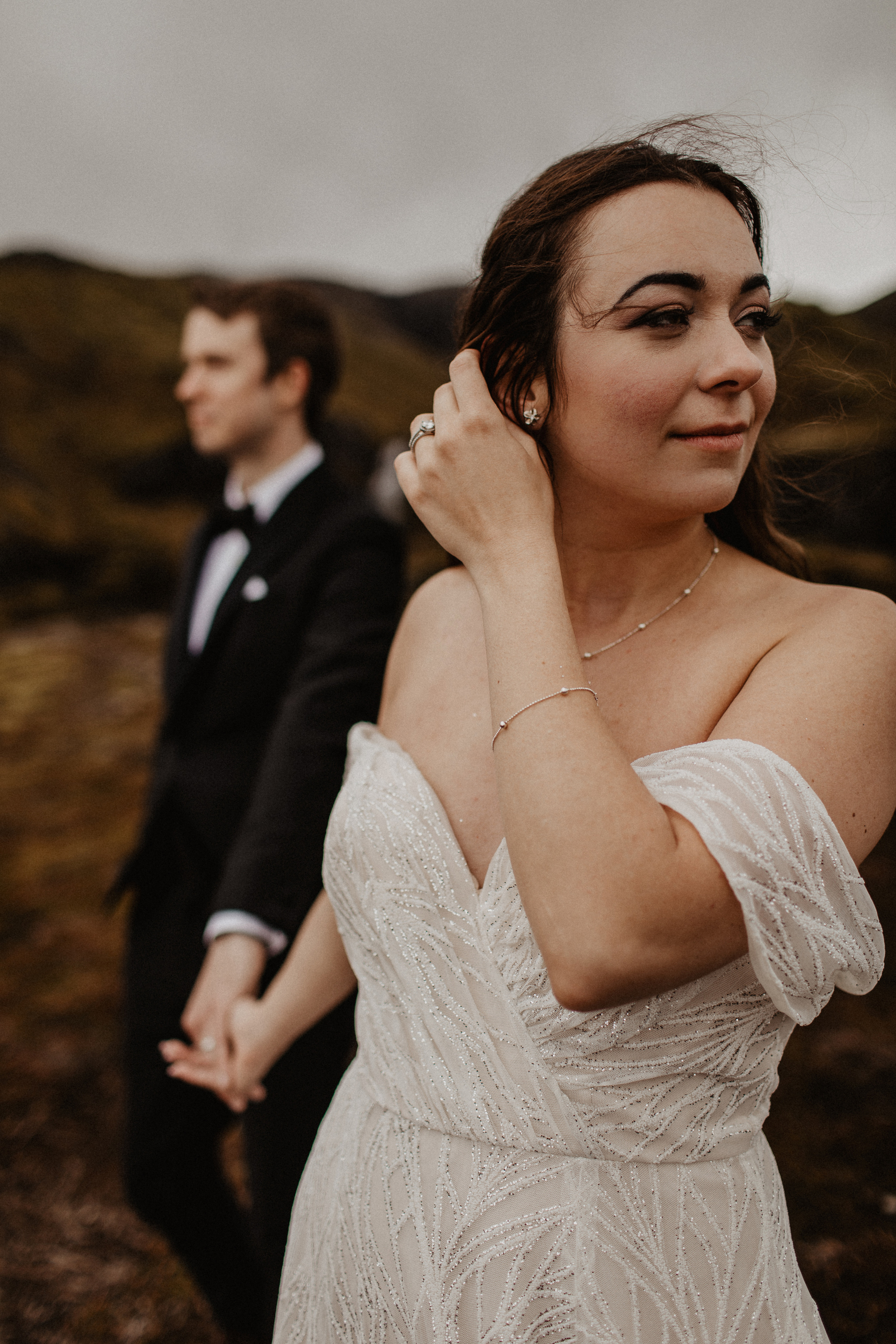 Elopement at secret canyon Iceland and diamond black beach. Iceland elopement photo and video | Nikolaichik Photo