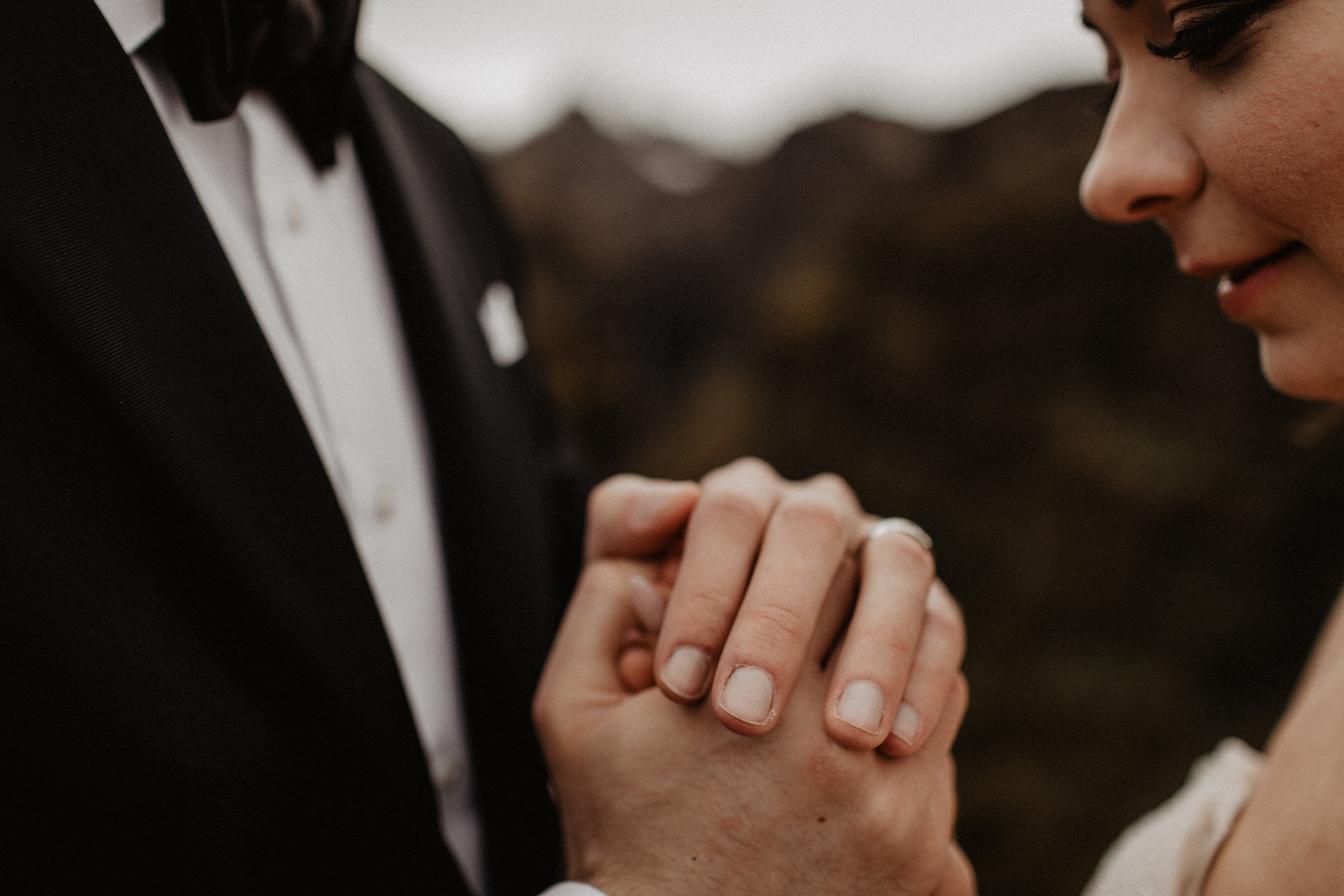 Elopement at secret canyon Iceland and diamond black beach. Iceland elopement photo and video | Nikolaichik Photo