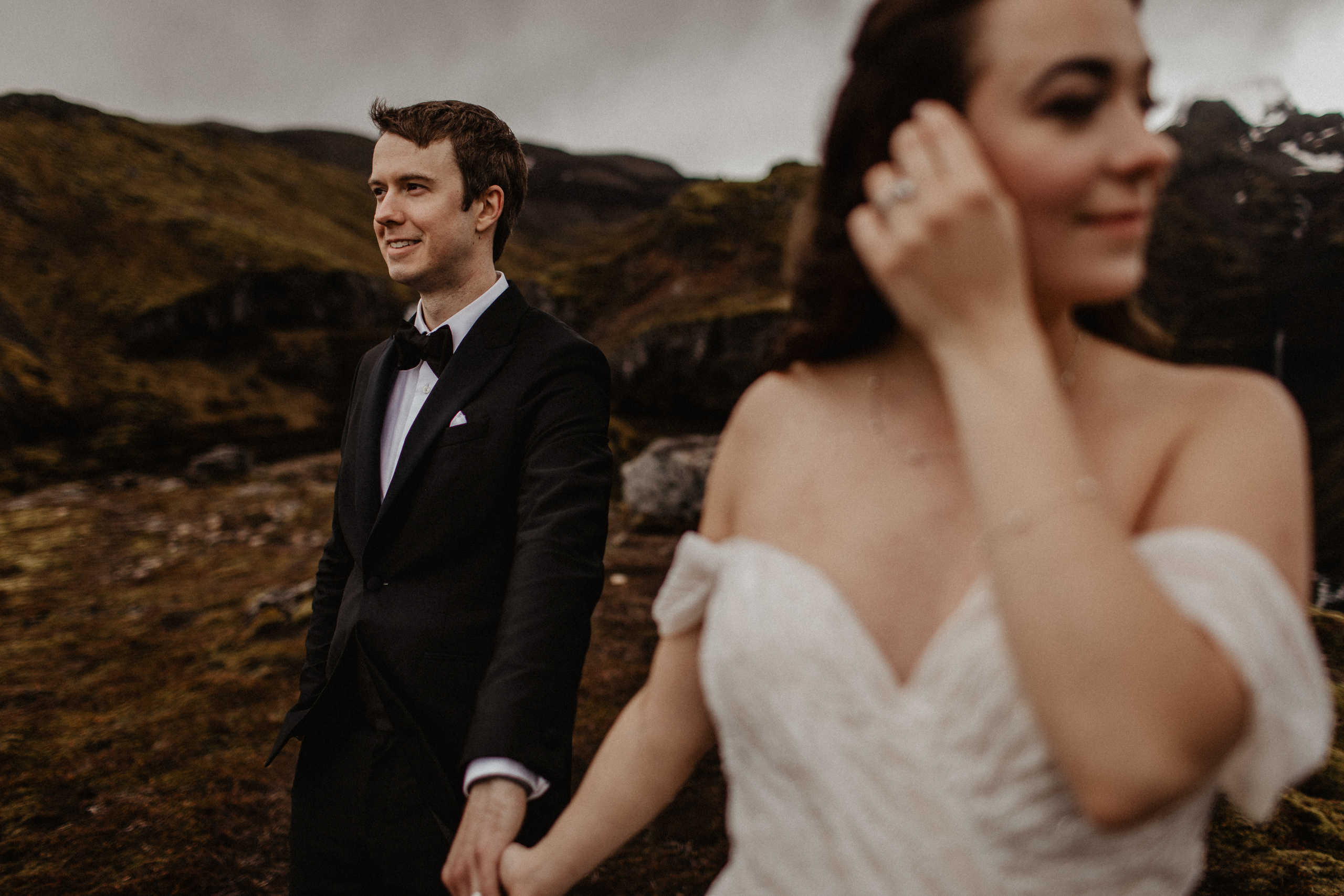 Elopement at secret canyon Iceland and diamond black beach. Iceland elopement photo and video | Nikolaichik Photo