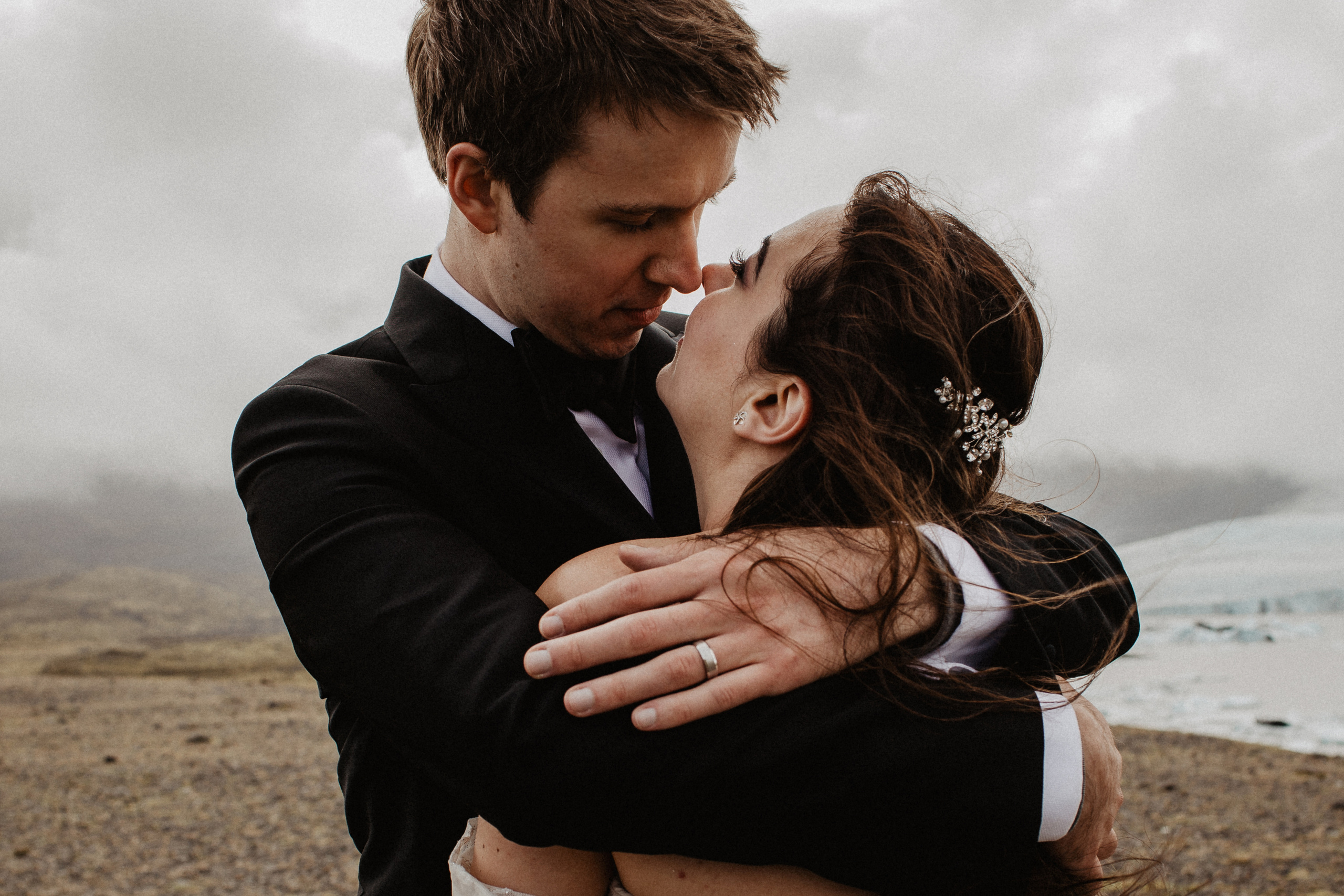 Elopement at secret canyon Iceland and diamond black beach. Iceland elopement photo and video | Nikolaichik Photo