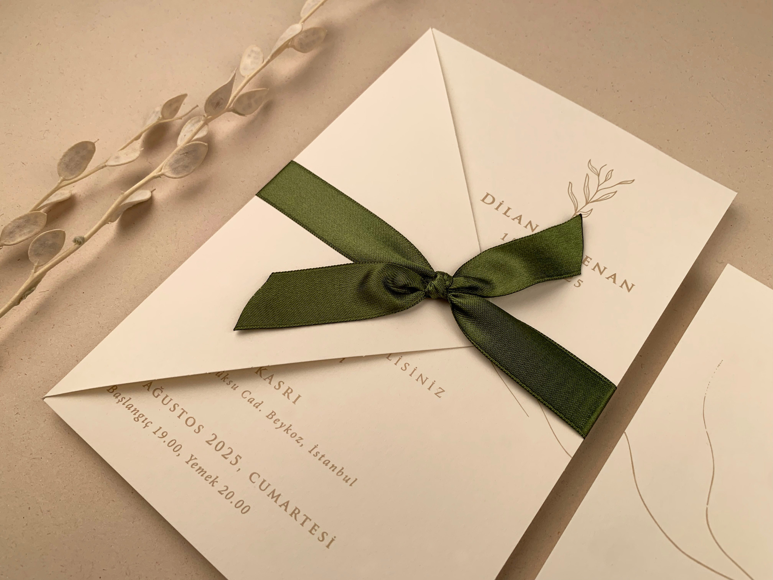 - invitații nuntă - modele invitații nuntă - invitații nuntă 2025 - invitații de nuntă elegante - invitații de nuntă personalizate - invitații nuntă online - invitații nuntă handmade - catalog invitații nuntă - invitații originale nuntă - invitații de nuntă moderne - invitații nuntă vintage - invitații nuntă rustice - invitații nuntă clasice - design invitații nuntă - invitații de nuntă cu tematică.- invitații nuntă florale - invitații nuntă boho - invitații nuntă aurii - invitații nuntă minimaliste - invitații nuntă cu sigiliu - invitații nuntă cu acuarelă - invitații nuntă cu fotografie - invitații nuntă cu inițiale - invitații nuntă elegante alb-negru - invitații nuntă cu hârtie texturată - invitații nuntă cu decupaj laser - invitații nuntă cu flori uscate. - print invitații nuntă - invitații nuntă personalizate cu numele mirilor - invitații nuntă cu plic inclus - invitații nuntă cu cartolină dublă - invitații nuntă calitate premium - invitații nuntă ieftine - invitații nuntă rapide.- invitații nuntă România - invitații nuntă București / Botoșani . Iași suceava- invitații nuntă cu livrare în țară - invitații nuntă online România.- „Invitație de nuntă elegantă cu design floral și plic crem” - „Model de invitație de nuntă vintage cu sigiliu de ceară” - „Set complet invitații de nuntă personalizate cu inițialele mirilor” - „Invitație de nuntă modernă cu design minimalist și text negru pe fundal alb” - „Invitație de nuntă rustică pe hârtie kraft cu șnur de iută” - „Invitație de nuntă cu decupaj laser și detalii aurii” - „Invitație de nuntă în stil boho cu imprimeu floral colorat” - „Invitație romantică de nuntă cu flori uscate și panglică din satin” - „Invitație de nuntă clasică cu monogramă și font caligrafic” - „Invitație de nuntă în stil glamour cu folie aurie și text embosat”- „Model de invitație de nuntă 2025 cu design elegant și font modern” - „Cele mai noi invitații de nuntă 2025 – stil floral, sofisticat”