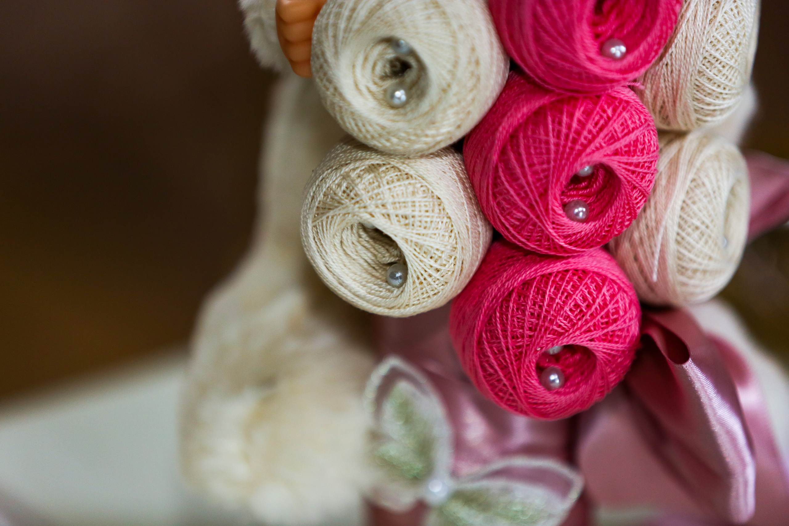 “Bebeluș botezat în biserică, ținut în brațe de nași” • “Detaliu cu lumânarea de botez decorată cu flori albe” • “Părinți emoționați alături de copilul lor la ceremonia de botez” • “Masa festivă de botez cu decor tematic și tort personalizat” • “Momentul în care preotul toarnă apă sfințită pe fruntea bebelușului” “Bebeluș în rochie albă de botez, zâmbind în brațele mamei” • “Detaliu cu cruciulița de botez așezată pe o pernă de satin” • “Părinți și nași aprinzând lumânările în timpul ceremoniei de botez” • “Tort de botez decorat cu figurine tematice și numele copilului” • “Copil botezat dormind liniștit în pătuțul decorat festiv” • “Momentul în care preotul binecuvântează copilul în fața altarului” • “Invitați adunându-se în jurul mesei festive la petrecerea de botez” • “Bebeluș ținând în mână o jucărie personalizată primită la botez” • “Familie fericită pozând împreună după ceremonia de botez” • “Decor tematic cu baloane și flori la locația petrecerii de botez” fotograf Botoșani fotograf evenimente fotograf botez Alin Chirila fotograf alinofotostudio,- Preotul ținându-l pe micuțul Mathias Gabriel la botez, în biserica Înălțarea Domnului, Copălău - Detalii de la botezul lui Mathias – lumânare, trusou și icoană - Familia lui Mathias Gabriel alături de micuț, în ziua botezului - Portret emoționant cu mama și bebelușul în brațe, în biserică,fotograf profesionist evenimente Botoșani, Iași, Suceava, Fălticeni, Bacău, Pașcani, Roman - AlinoFotoStudio by Alin Chirilă - servicii foto nuntă, botez, cununie, ședințe foto creative, albume personalizate, fotografii emoționante și calitative pentru cele mai importante momente din viață,fotograf nuntă Botoșani Alin Chirilă, ședință foto botez Iași - AlinoFotoStudio, servicii fotograf profesionist evenimente Suceava, fotograf cununie civilă Fălticeni - Alin Chirilă, album foto nuntă personalizat Bacău.“Bebeluș botezat în biserică, ținut în brațe de nași” • “Detaliu cu lumânarea de botez decorată cu flori albe” • “Părinți emoționați alături de copilul lor la ceremonia de botez” • “Masa festivă de botez cu decor tematic și tort personalizat” • “Momentul în care preotul toarnă apă sfințită pe fruntea bebelușului” “Bebeluș în rochie albă de botez, zâmbind în brațele mamei” • “Detaliu cu cruciulița de botez așezată pe o pernă de satin” • “Părinți și nași aprinzând lumânările în timpul ceremoniei de botez” • “Tort de botez decorat cu figurine tematice și numele copilului” • “Copil botezat dormind liniștit în pătuțul decorat festiv” • “Momentul în care preotul binecuvântează copilul în fața altarului” • “Invitați adunându-se în jurul mesei festive la petrecerea de botez” • “Bebeluș ținând în mână o jucărie personalizată primită la botez” • “Familie fericită pozând împreună după ceremonia de botez” • “Decor tematic cu baloane și flori la locația petrecerii de botez” fotograf Botoșani fotograf evenimente fotograf botez Alin Chirila fotograf alinofotostudio.fotograf botez Amelis Maria, fotografie botez Botoșani, fotograf Alin Chirilă, amintiri botez, fotografii botez, botez Amelis Maria, fotograf copii, fotografie botez în Botoșani,