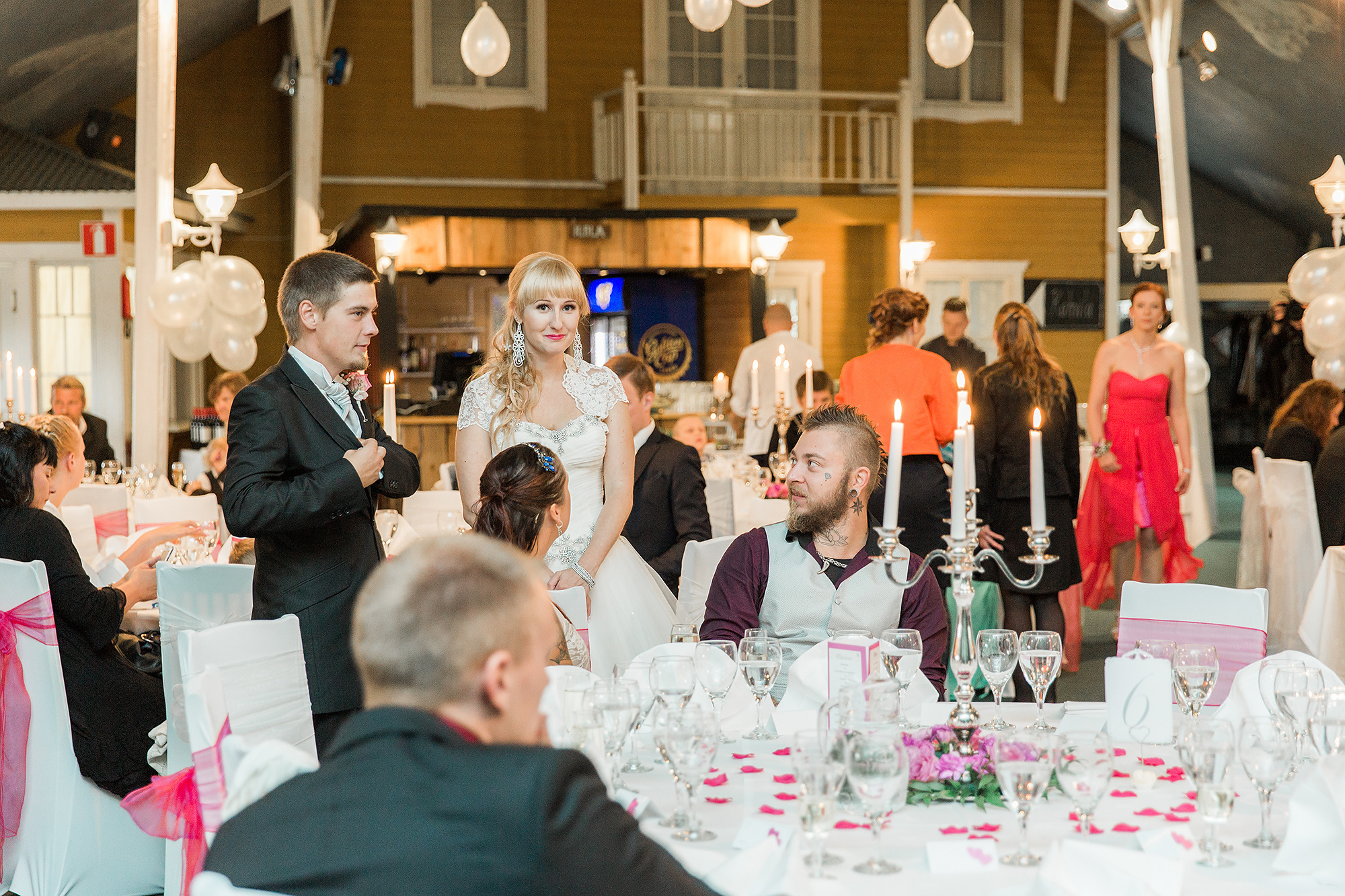 Hääkuvaus Messilässä ja Lahden Ristinkirkossa