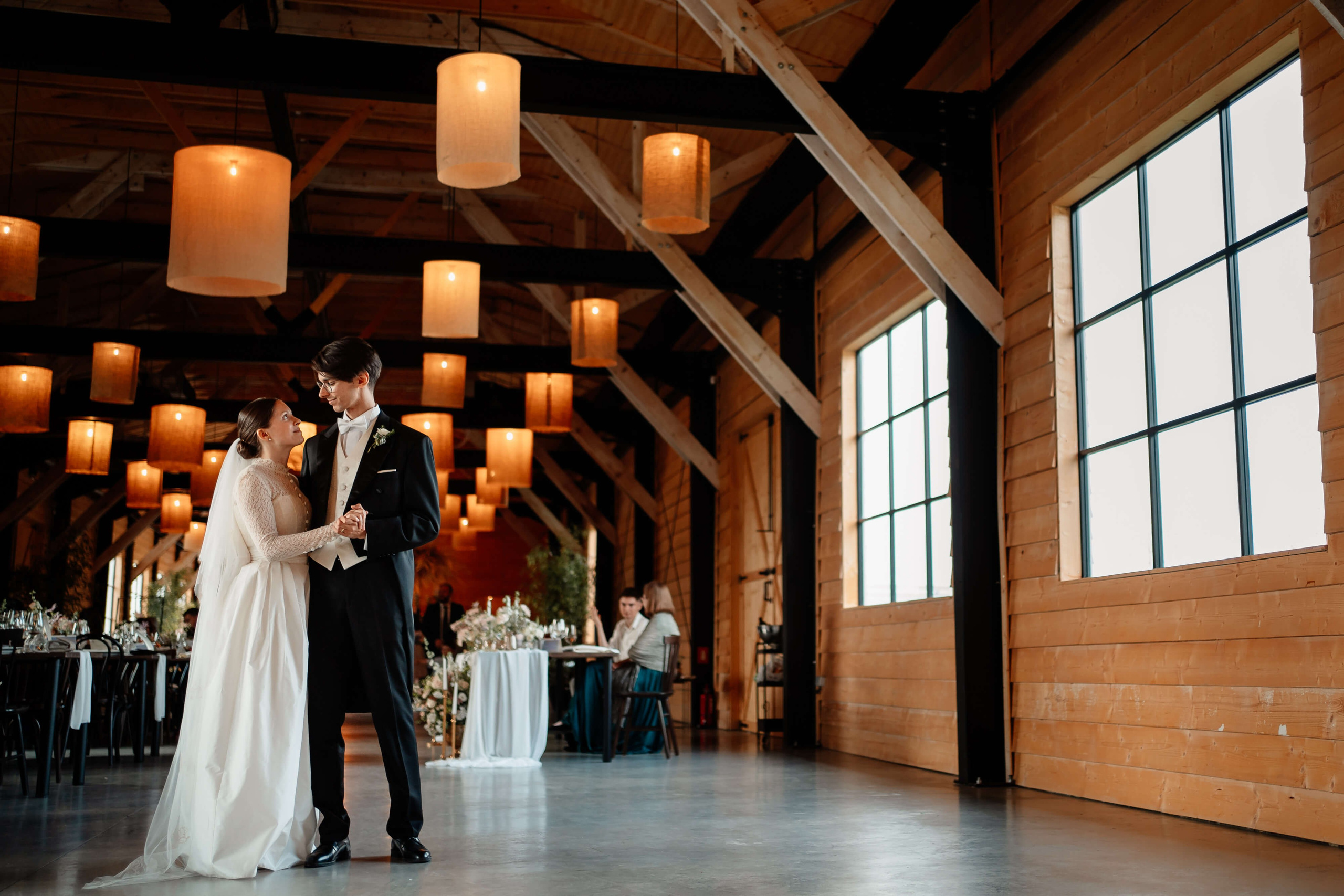 Pachete Nuntă. Fotograf Nuntă & Botez București - Mihai Popa | Dincolo de oameni, imortalizez emoții!