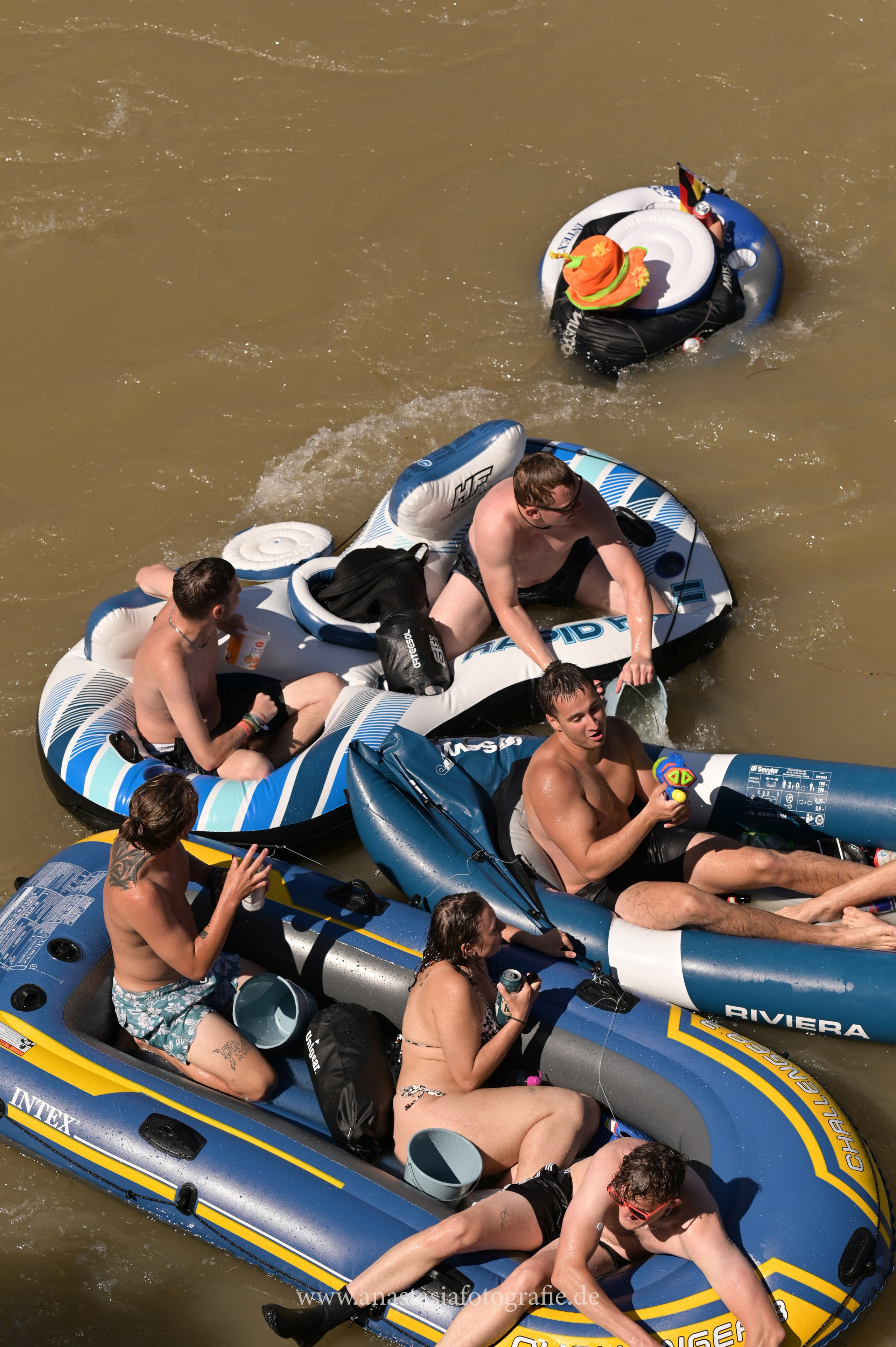 Nabada Ulm 2025. Newbornfotograf Kinderfotograf Ulm Familienfotograf Anastasia Neu-Ulm