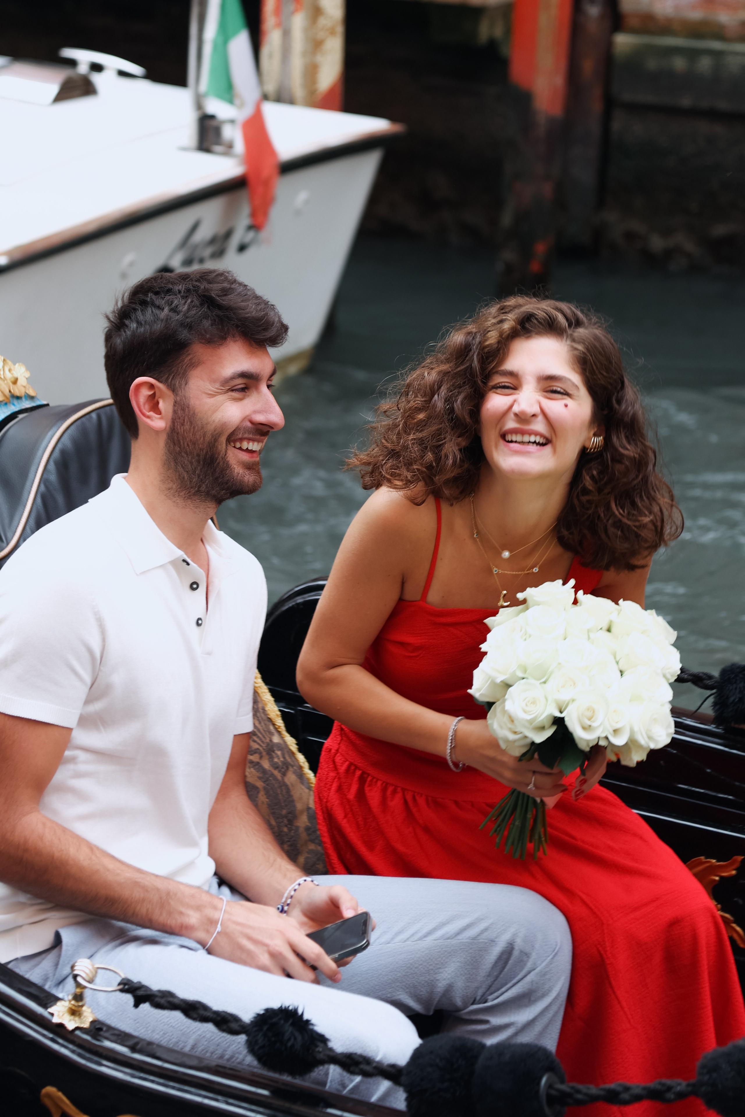Surprise proposal on a Gondola Ride, Lola & Andy. Photographer in Venice, Viktoria Antonova