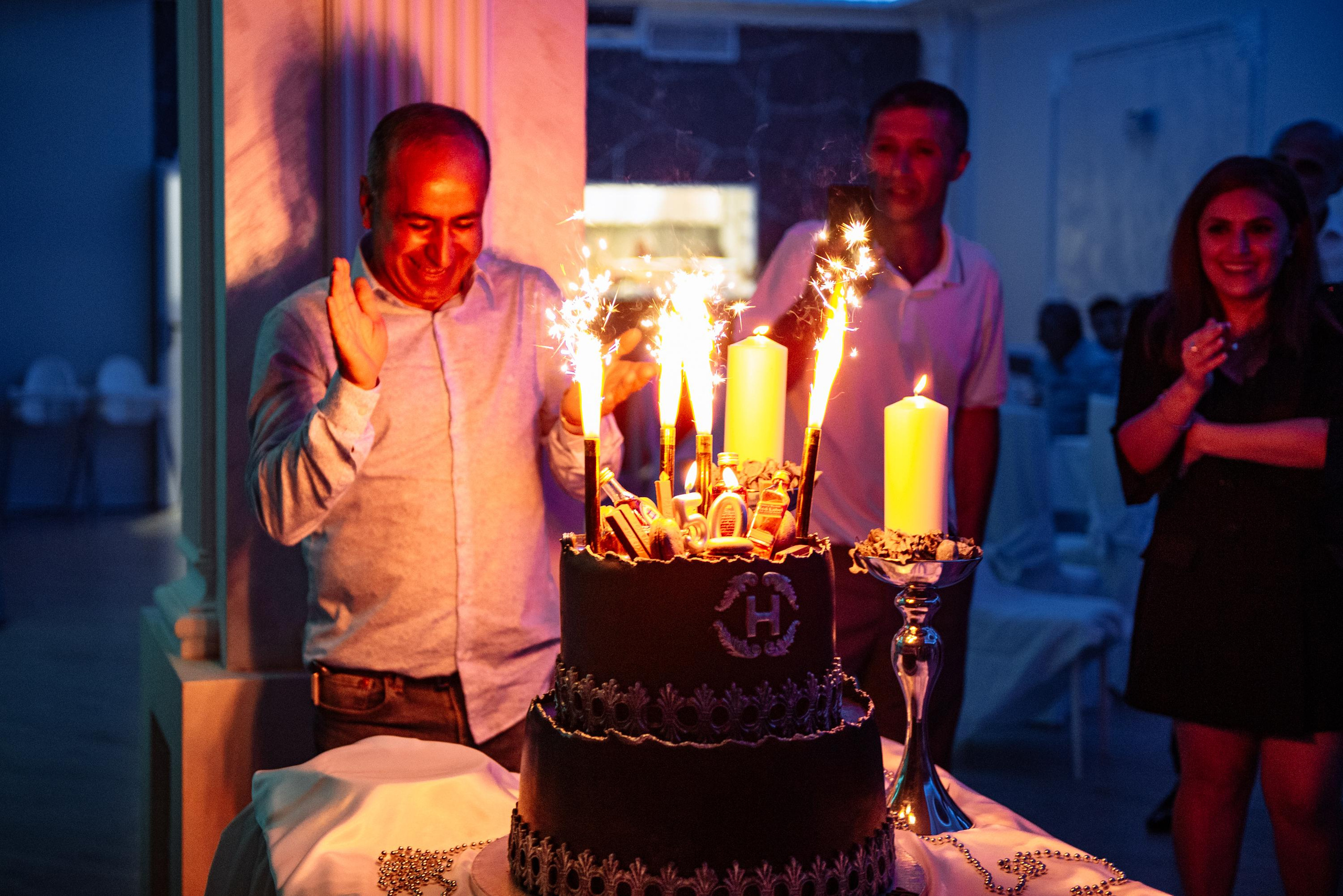 Hakob 50 años cumpleaños. Professional photography services in Barcelona by Ekaterina Gasanova