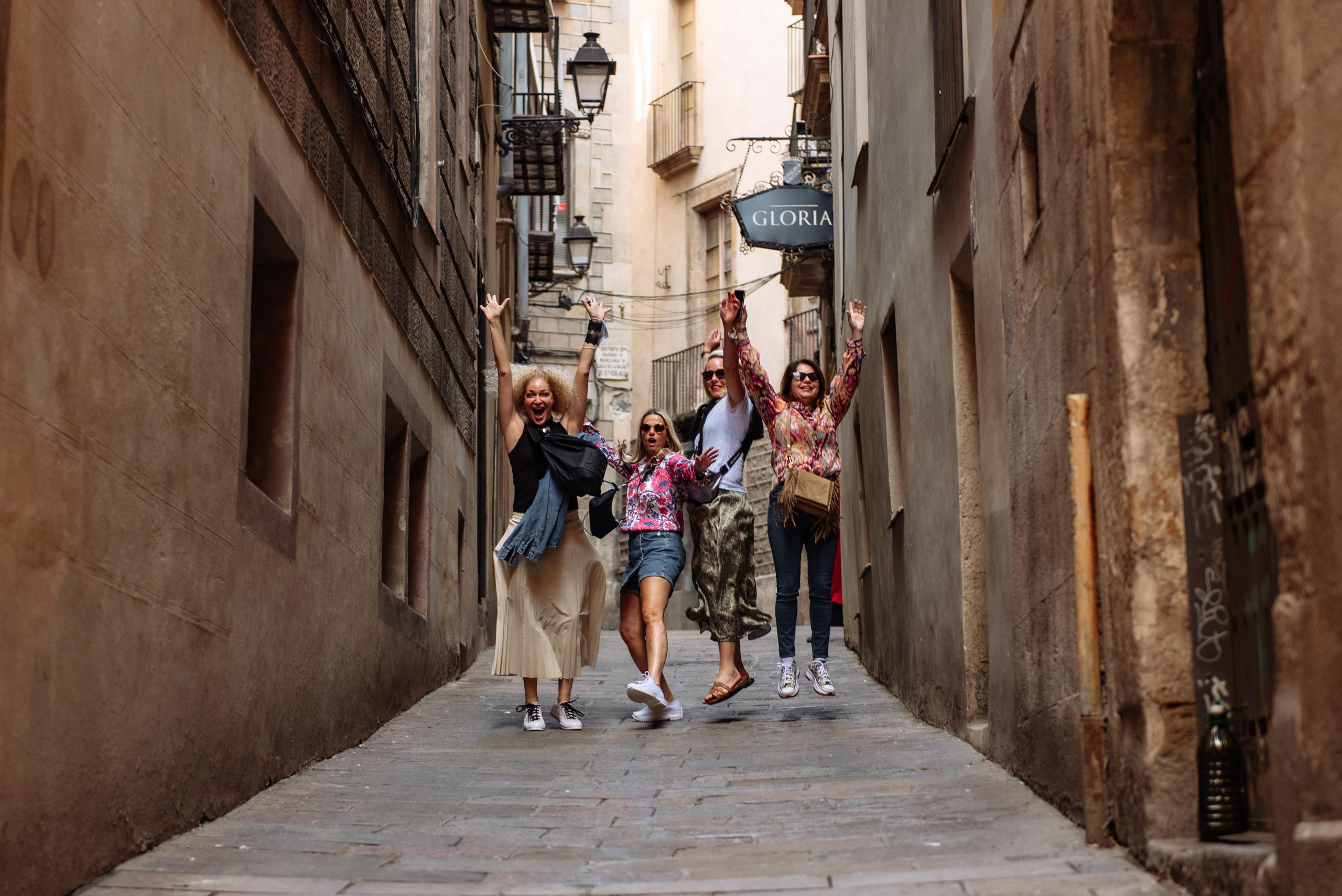 Travelona Tour. Фотограф Екатерина Гасанова — фотосессии в Барселоне