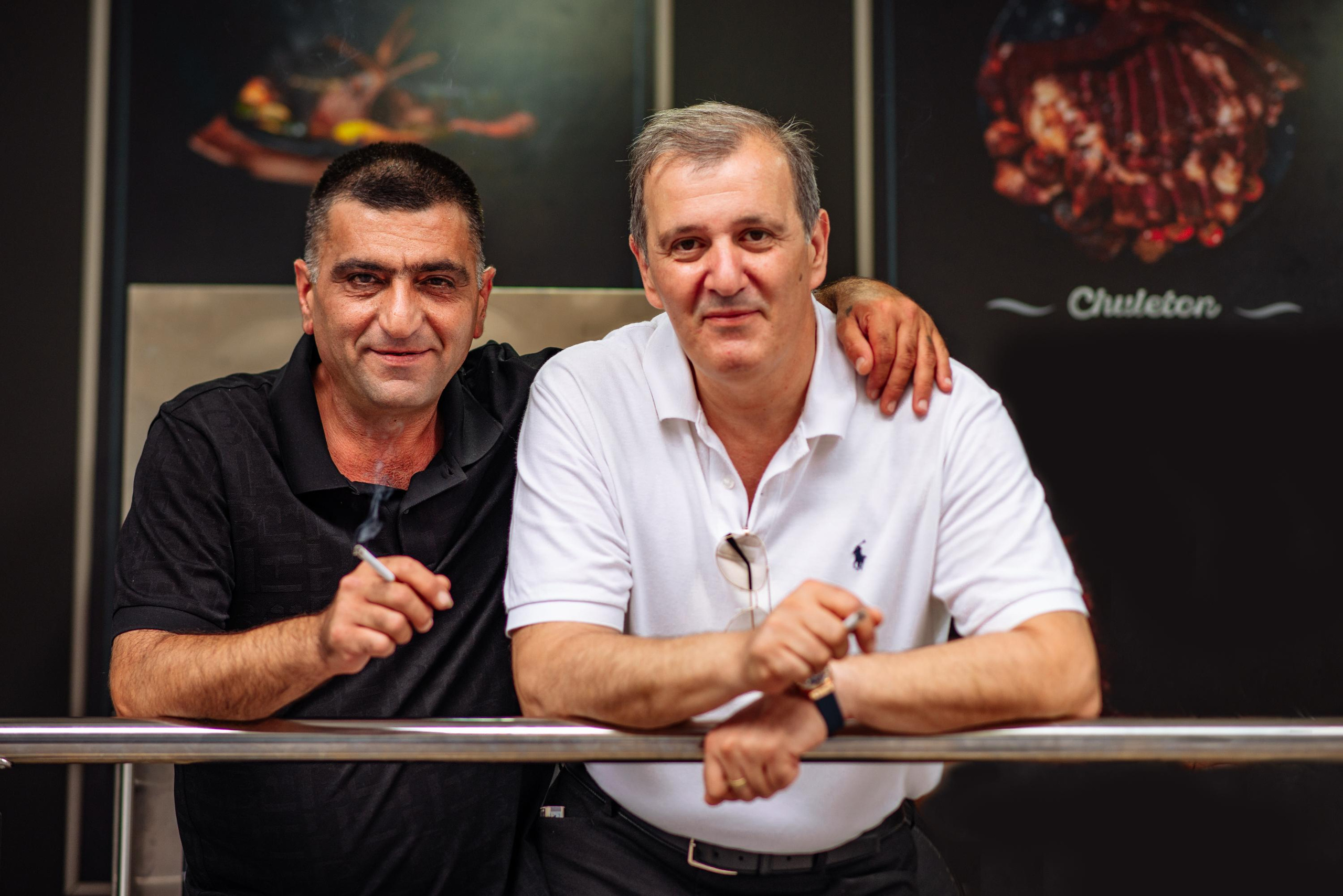 Hakob 50 años cumpleaños. Professional photography services in Barcelona by Ekaterina Gasanova