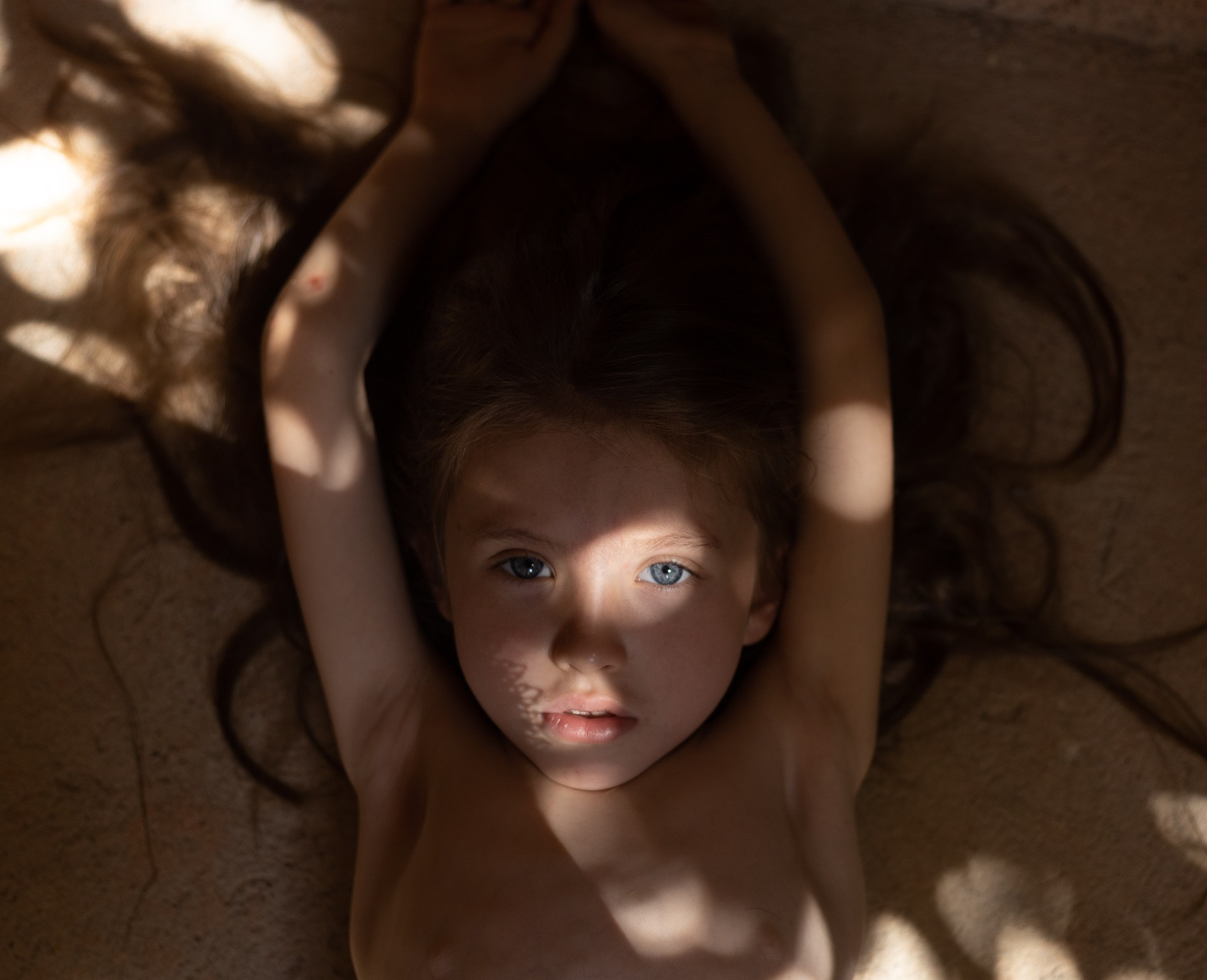 Histoires d’amour, séances photos de famille et de mariage en France