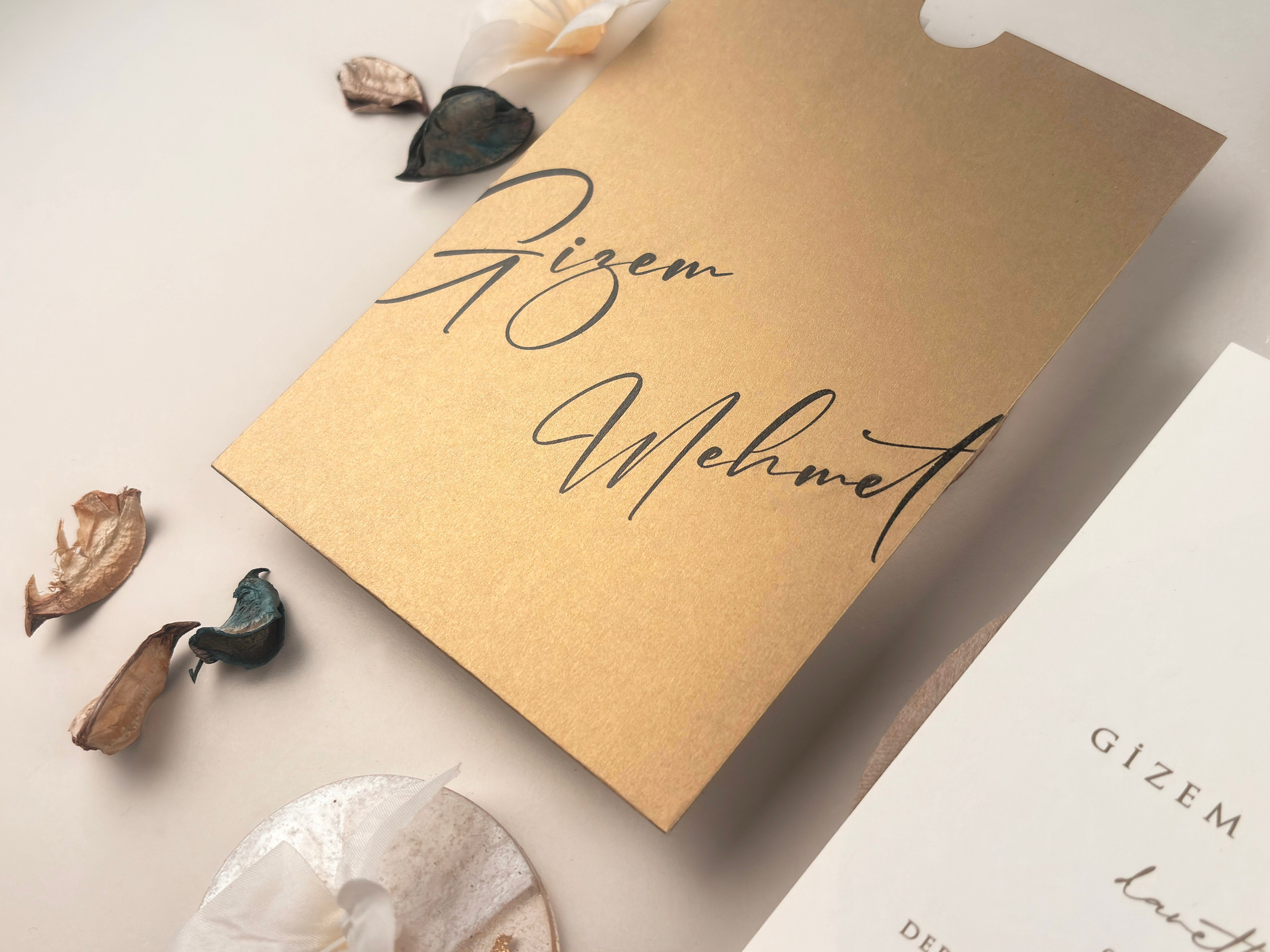 Invitații Elegante și Refined: Catalogul Ellite | Nunta, Petreceri, Evenimente Corporate.- invitații nuntă - modele invitații nuntă - invitații nuntă 2025 - invitații de nuntă elegante - invitații de nuntă personalizate - invitații nuntă online - invitații nuntă handmade - catalog invitații nuntă - invitații originale nuntă - invitații de nuntă moderne - invitații nuntă vintage - invitații nuntă rustice - invitații nuntă clasice - design invitații nuntă - invitații de nuntă cu tematică.- invitații nuntă florale - invitații nuntă boho - invitații nuntă aurii - invitații nuntă minimaliste - invitații nuntă cu sigiliu - invitații nuntă cu acuarelă - invitații nuntă cu fotografie - invitații nuntă cu inițiale - invitații nuntă elegante alb-negru - invitații nuntă cu hârtie texturată - invitații nuntă cu decupaj laser - invitații nuntă cu flori uscate. - print invitații nuntă - invitații nuntă personalizate cu numele mirilor - invitații nuntă cu plic inclus - invitații nuntă cu cartolină dublă - invitații nuntă calitate premium - invitații nuntă ieftine - invitații nuntă rapide.- invitații nuntă România - invitații nuntă București / Botoșani . Iași suceava- invitații nuntă cu livrare în țară - invitații nuntă online România.- „Invitație de nuntă elegantă cu design floral și plic crem” - „Model de invitație de nuntă vintage cu sigiliu de ceară” - „Set complet invitații de nuntă personalizate cu inițialele mirilor” - „Invitație de nuntă modernă cu design minimalist și text negru pe fundal alb” - „Invitație de nuntă rustică pe hârtie kraft cu șnur de iută” - „Invitație de nuntă cu decupaj laser și detalii aurii” - „Invitație de nuntă în stil boho cu imprimeu floral colorat” - „Invitație romantică de nuntă cu flori uscate și panglică din satin” - „Invitație de nuntă clasică cu monogramă și font caligrafic” - „Invitație de nuntă în stil glamour cu folie aurie și text embosat”- „Model de invitație de nuntă 2025 cu design elegant și font modern” - „Cele mai noi invitații de nuntă 2025 – stil floral, sofisticat”