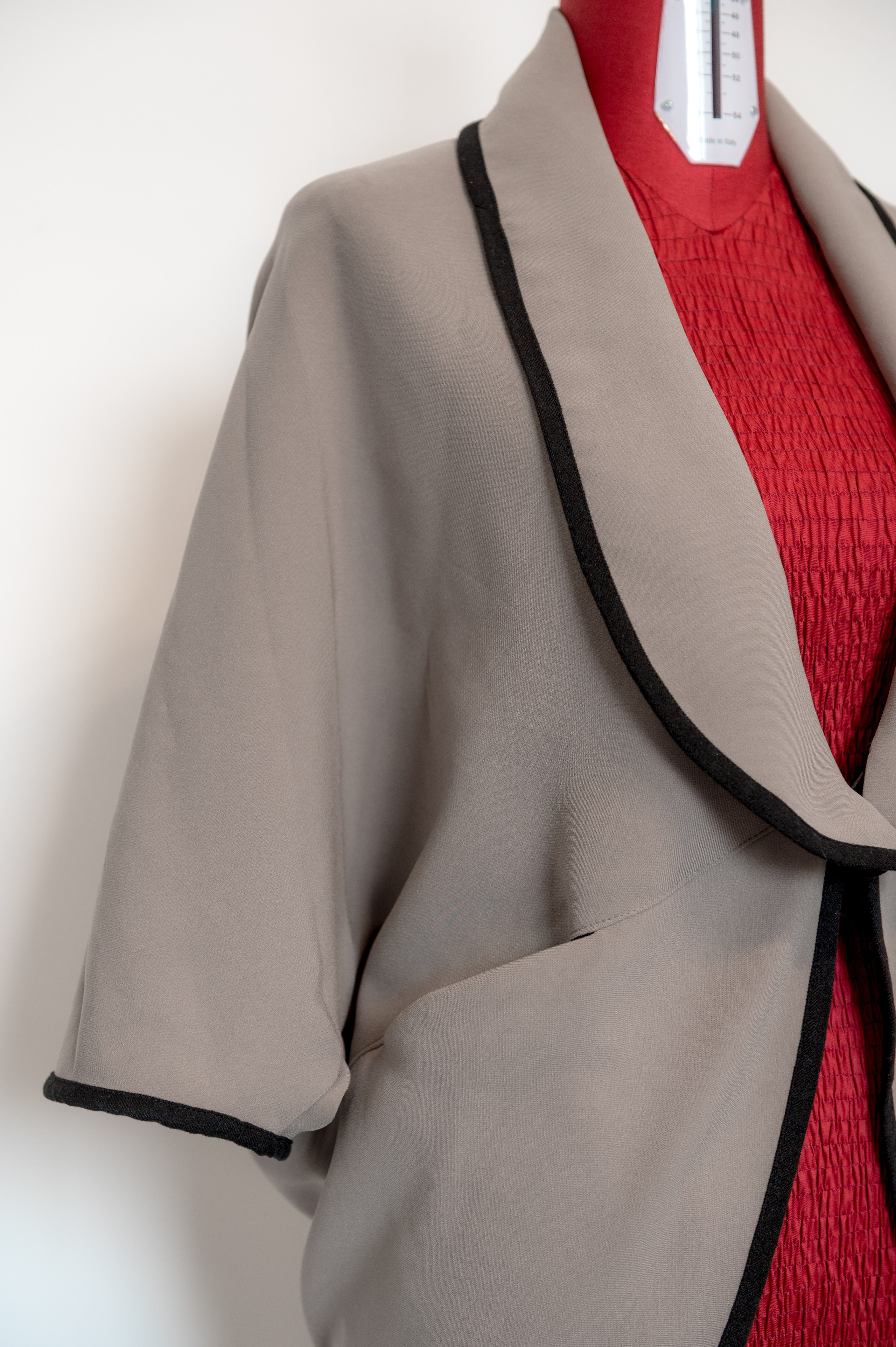 Designer vestimentar: elaborarea, proiectarea și confectionare…