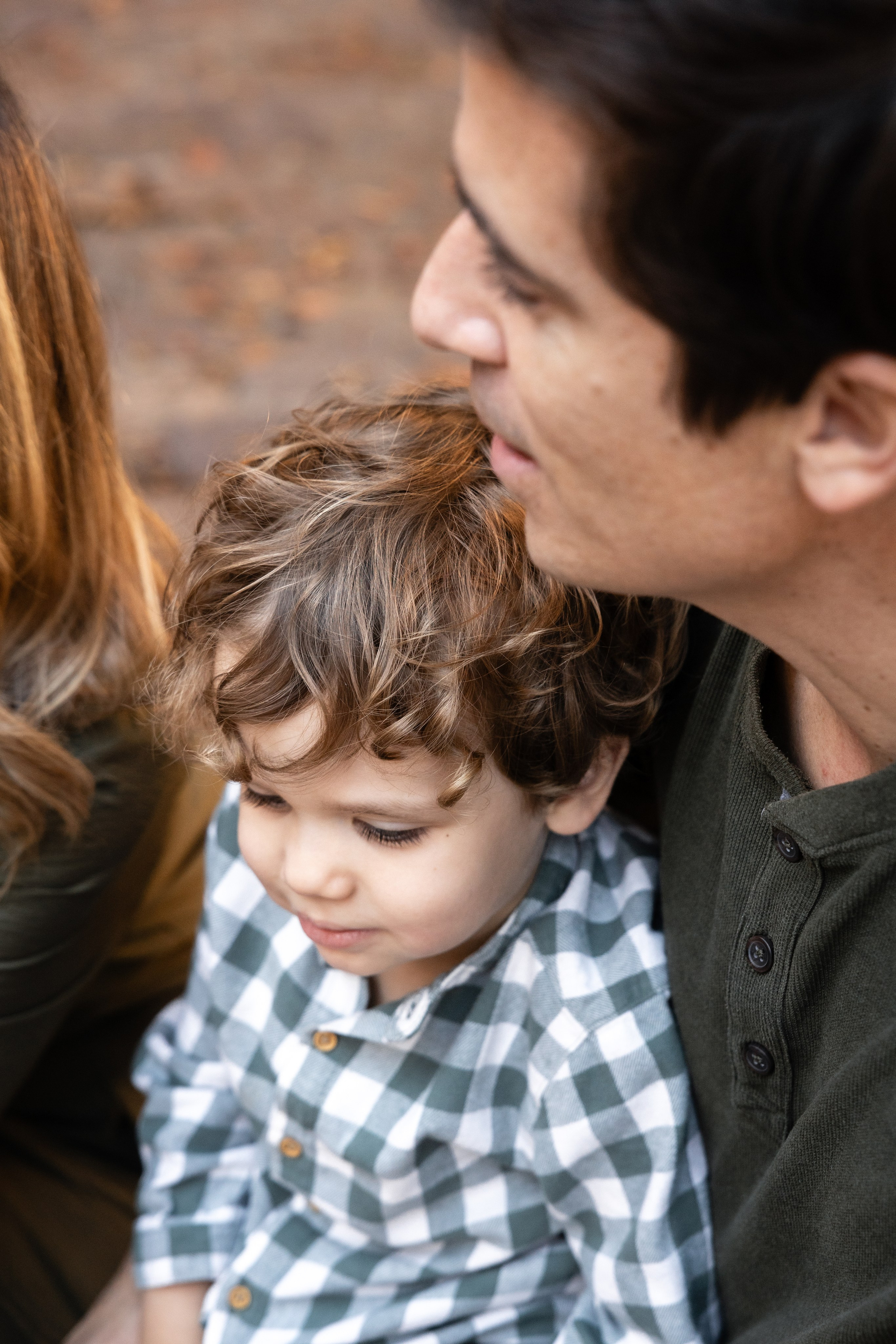 Семейная фотосъемка в стиле лайфстайл в Тулузе: душевная фотосессия для семьи экспатов. Евгения Смирнова — фотограф в Тулузе и юго-западной Франции