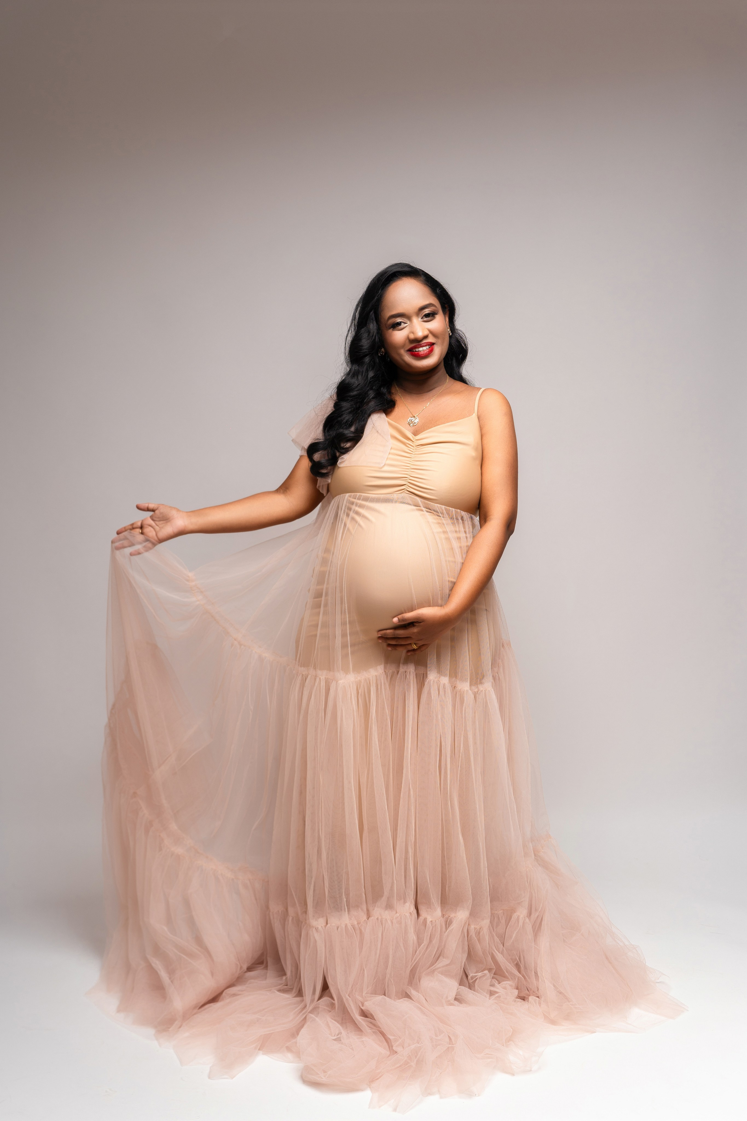 Photographe grossesse Paris, Pregnancy photographer Paris. Photographer in Paris