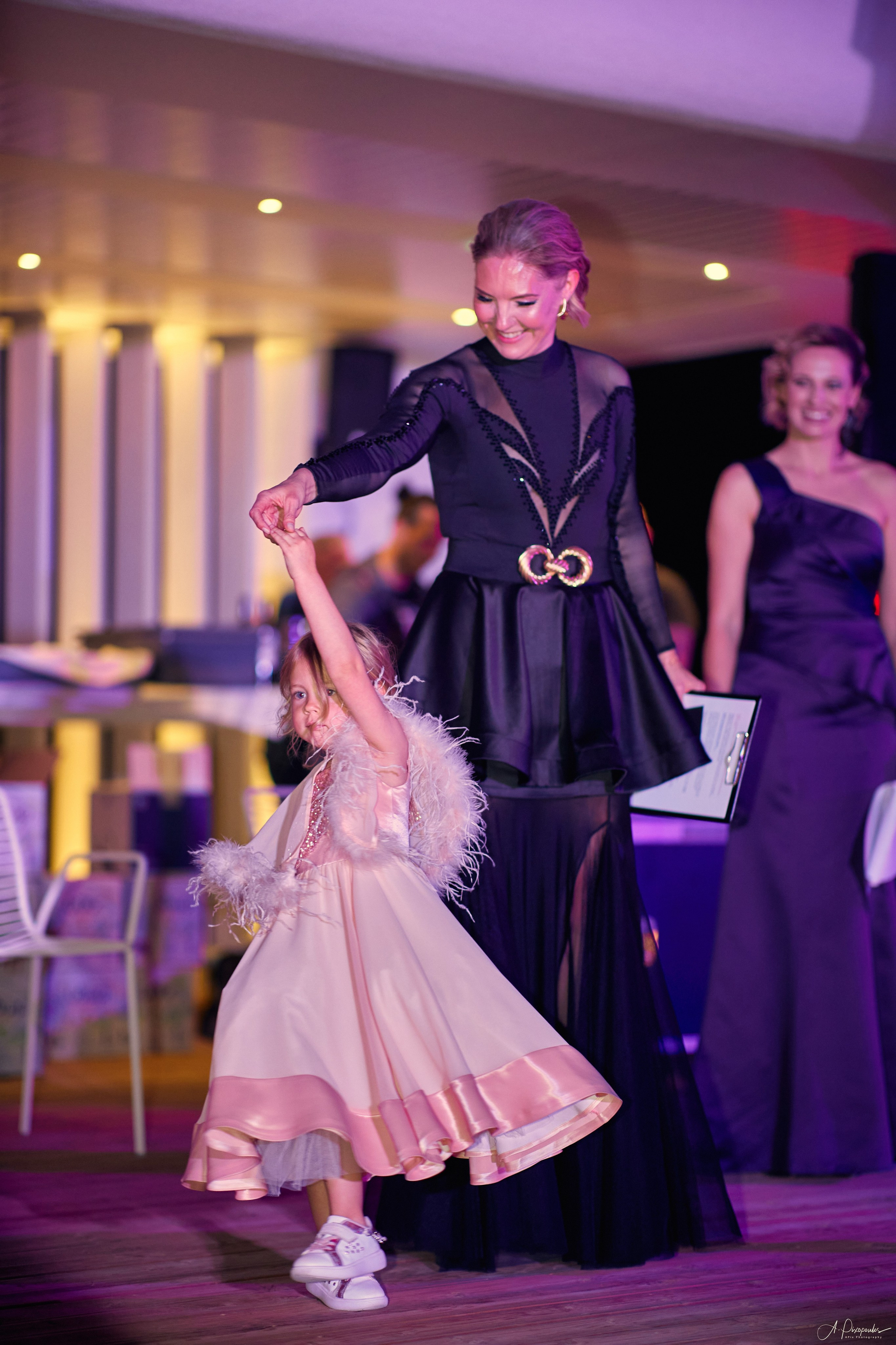 40 Oscars Birthday party (Avenue — Thessaloniki). Φωτογράφος Αναστάσιος Πιξόπουλος