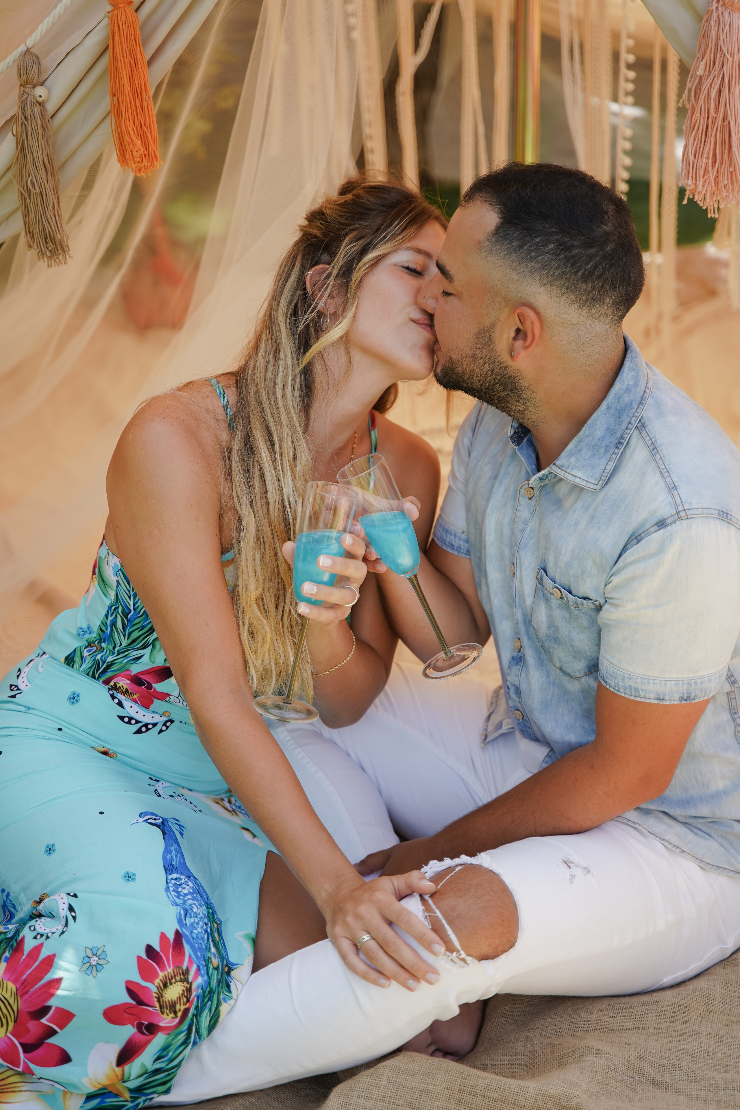 Pedida de mano. Fotografo familiar, bodas, reportaje Diana Memetova Alicante, Benidorm