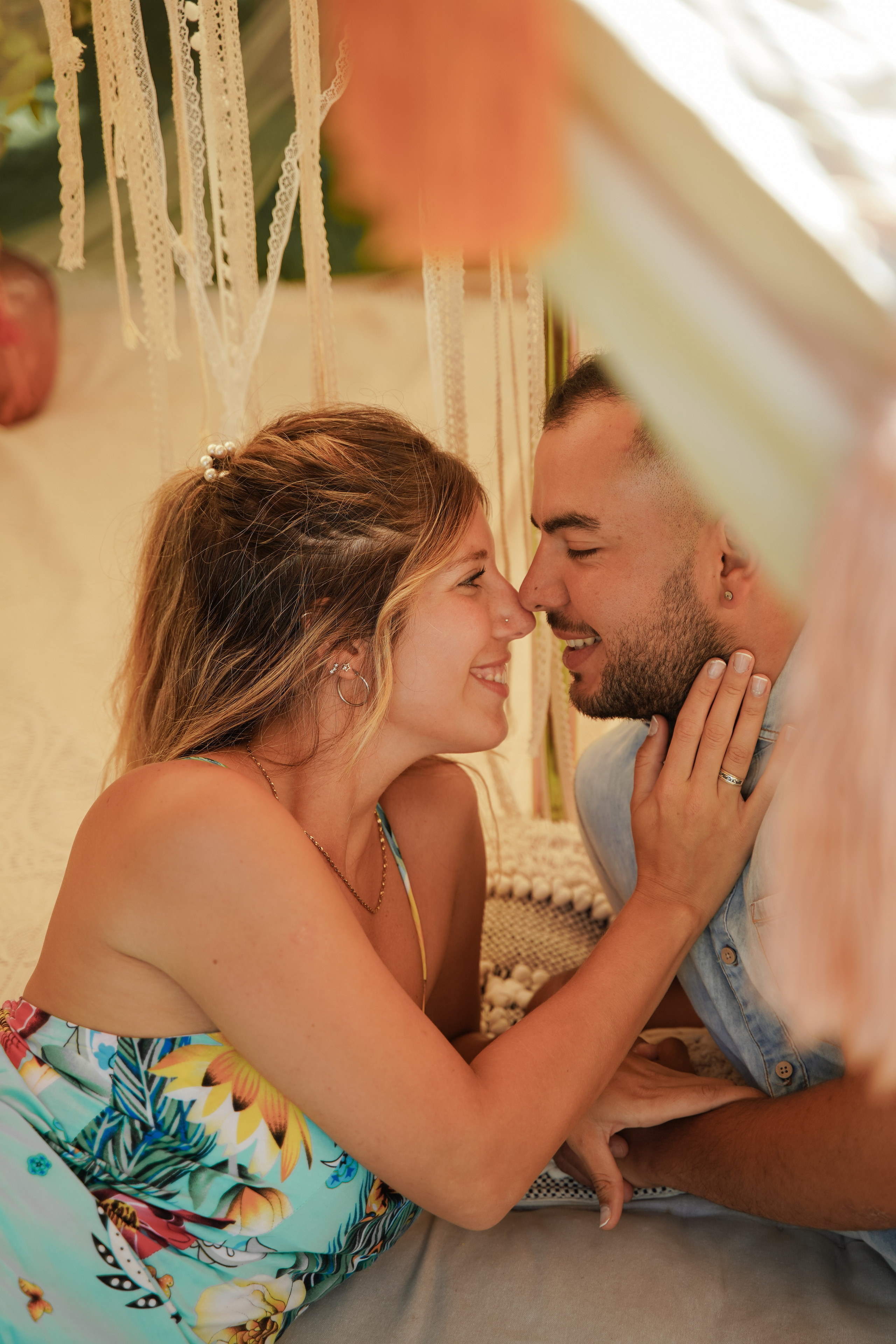 Pedida de mano. Fotografo familiar, bodas, reportaje Diana Memetova Alicante, Benidorm