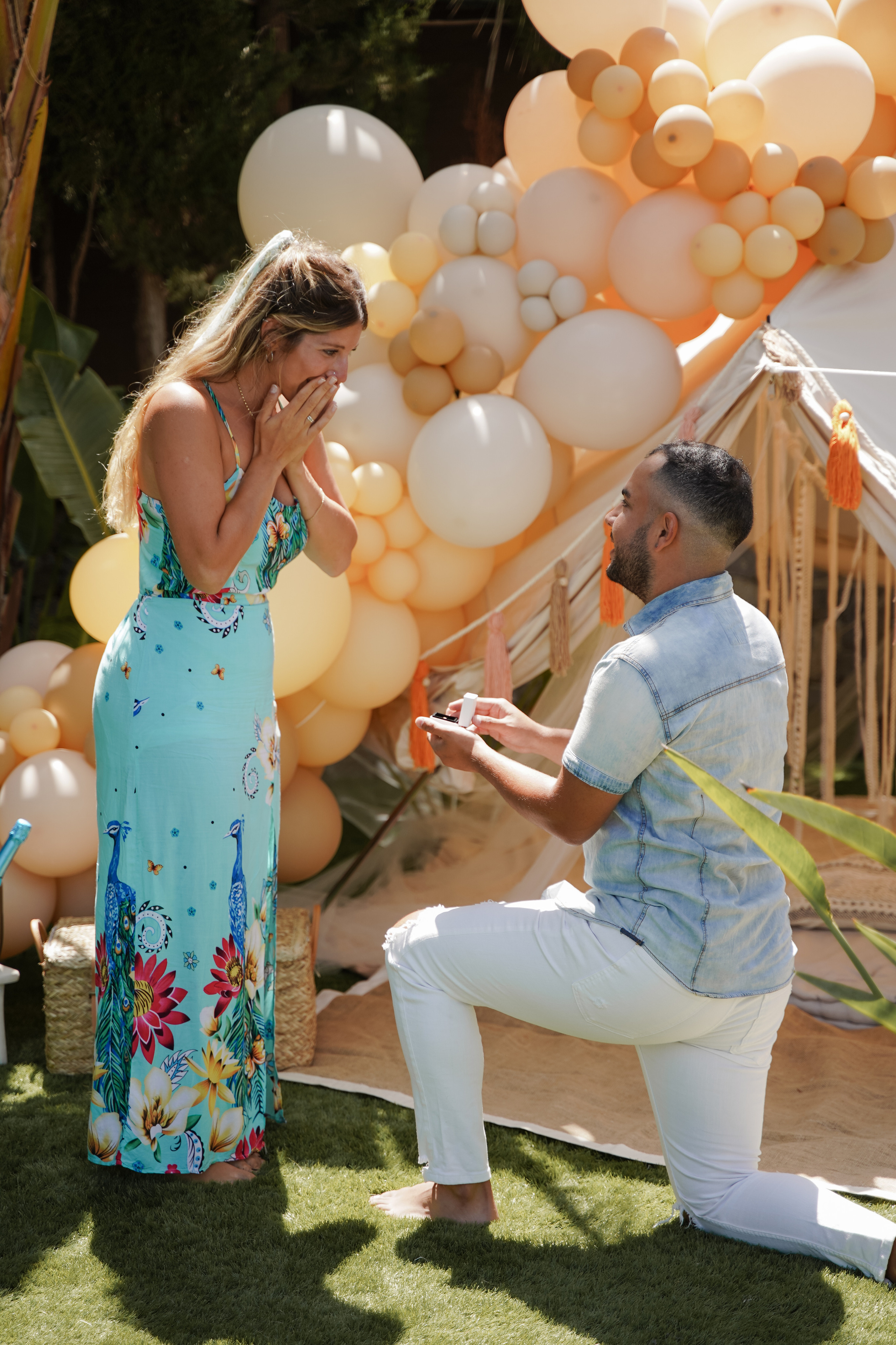 Pedida de mano. Fotografo familiar, bodas, reportaje Diana Memetova Alicante, Benidorm