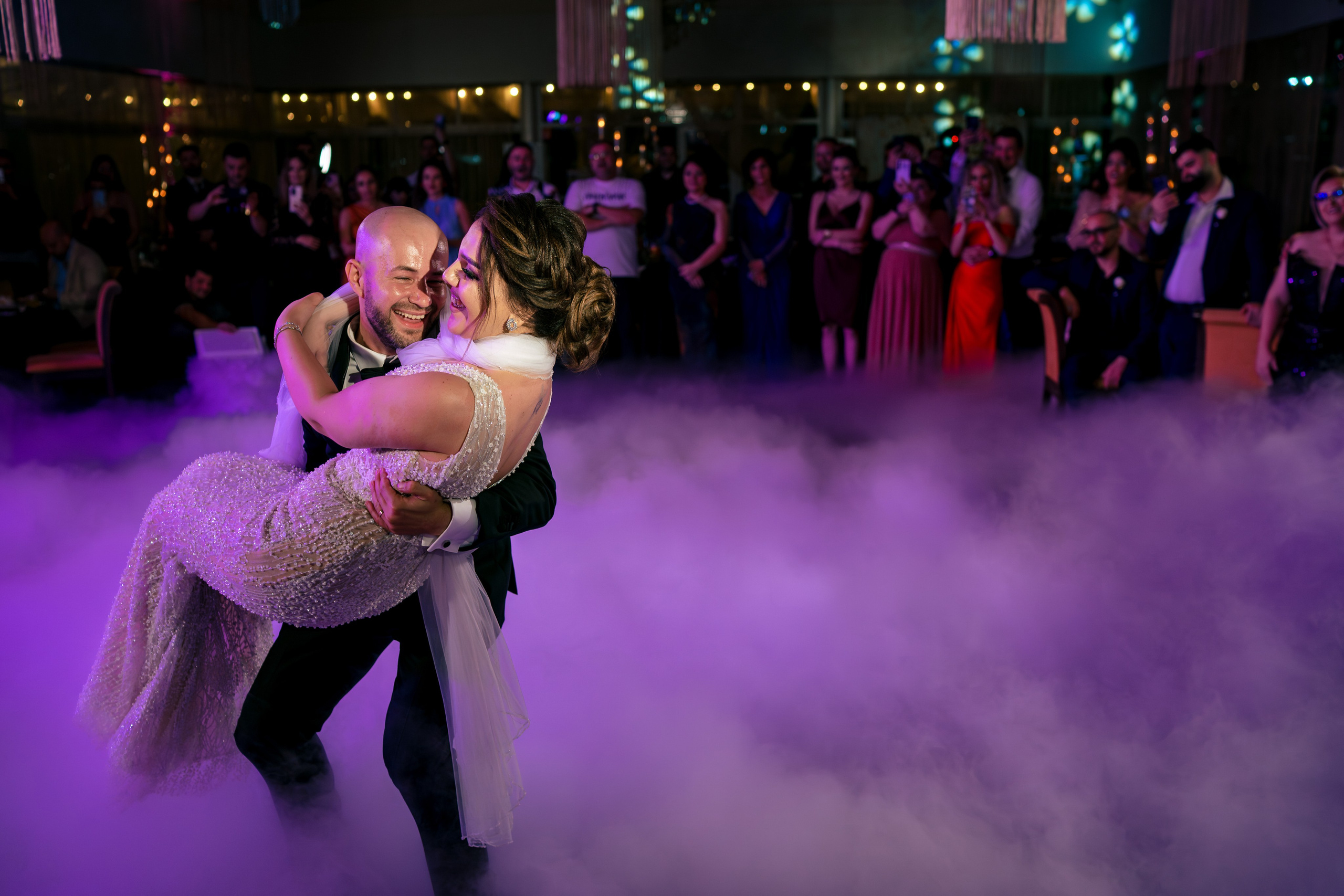 Crina & Cătălin. Acasă