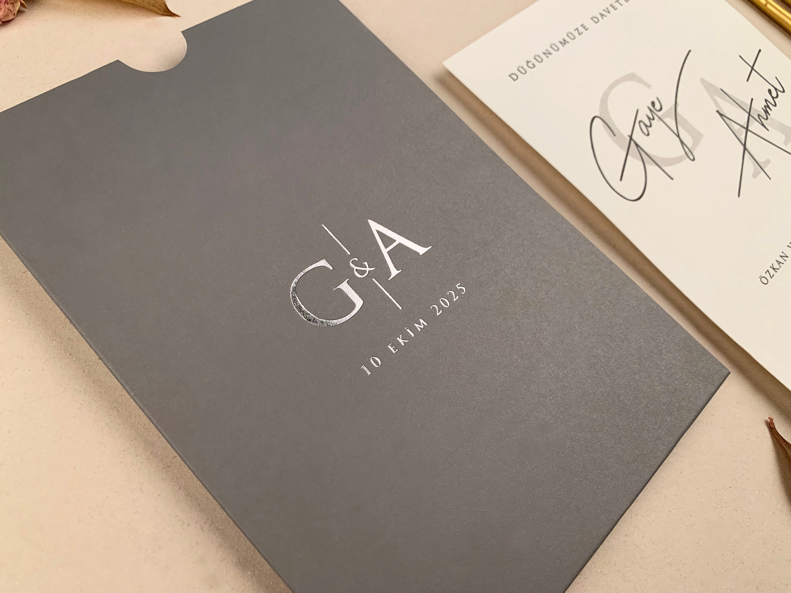 - invitații nuntă - modele invitații nuntă - invitații nuntă 2025 - invitații de nuntă elegante - invitații de nuntă personalizate - invitații nuntă online - invitații nuntă handmade - catalog invitații nuntă - invitații originale nuntă - invitații de nuntă moderne - invitații nuntă vintage - invitații nuntă rustice - invitații nuntă clasice - design invitații nuntă - invitații de nuntă cu tematică.- invitații nuntă florale - invitații nuntă boho - invitații nuntă aurii - invitații nuntă minimaliste - invitații nuntă cu sigiliu - invitații nuntă cu acuarelă - invitații nuntă cu fotografie - invitații nuntă cu inițiale - invitații nuntă elegante alb-negru - invitații nuntă cu hârtie texturată - invitații nuntă cu decupaj laser - invitații nuntă cu flori uscate. - print invitații nuntă - invitații nuntă personalizate cu numele mirilor - invitații nuntă cu plic inclus - invitații nuntă cu cartolină dublă - invitații nuntă calitate premium - invitații nuntă ieftine - invitații nuntă rapide.- invitații nuntă România - invitații nuntă București / Botoșani . Iași suceava- invitații nuntă cu livrare în țară - invitații nuntă online România.- „Invitație de nuntă elegantă cu design floral și plic crem” - „Model de invitație de nuntă vintage cu sigiliu de ceară” - „Set complet invitații de nuntă personalizate cu inițialele mirilor” - „Invitație de nuntă modernă cu design minimalist și text negru pe fundal alb” - „Invitație de nuntă rustică pe hârtie kraft cu șnur de iută” - „Invitație de nuntă cu decupaj laser și detalii aurii” - „Invitație de nuntă în stil boho cu imprimeu floral colorat” - „Invitație romantică de nuntă cu flori uscate și panglică din satin” - „Invitație de nuntă clasică cu monogramă și font caligrafic” - „Invitație de nuntă în stil glamour cu folie aurie și text embosat”- „Model de invitație de nuntă 2025 cu design elegant și font modern” - „Cele mai noi invitații de nuntă 2025 – stil floral, sofisticat”