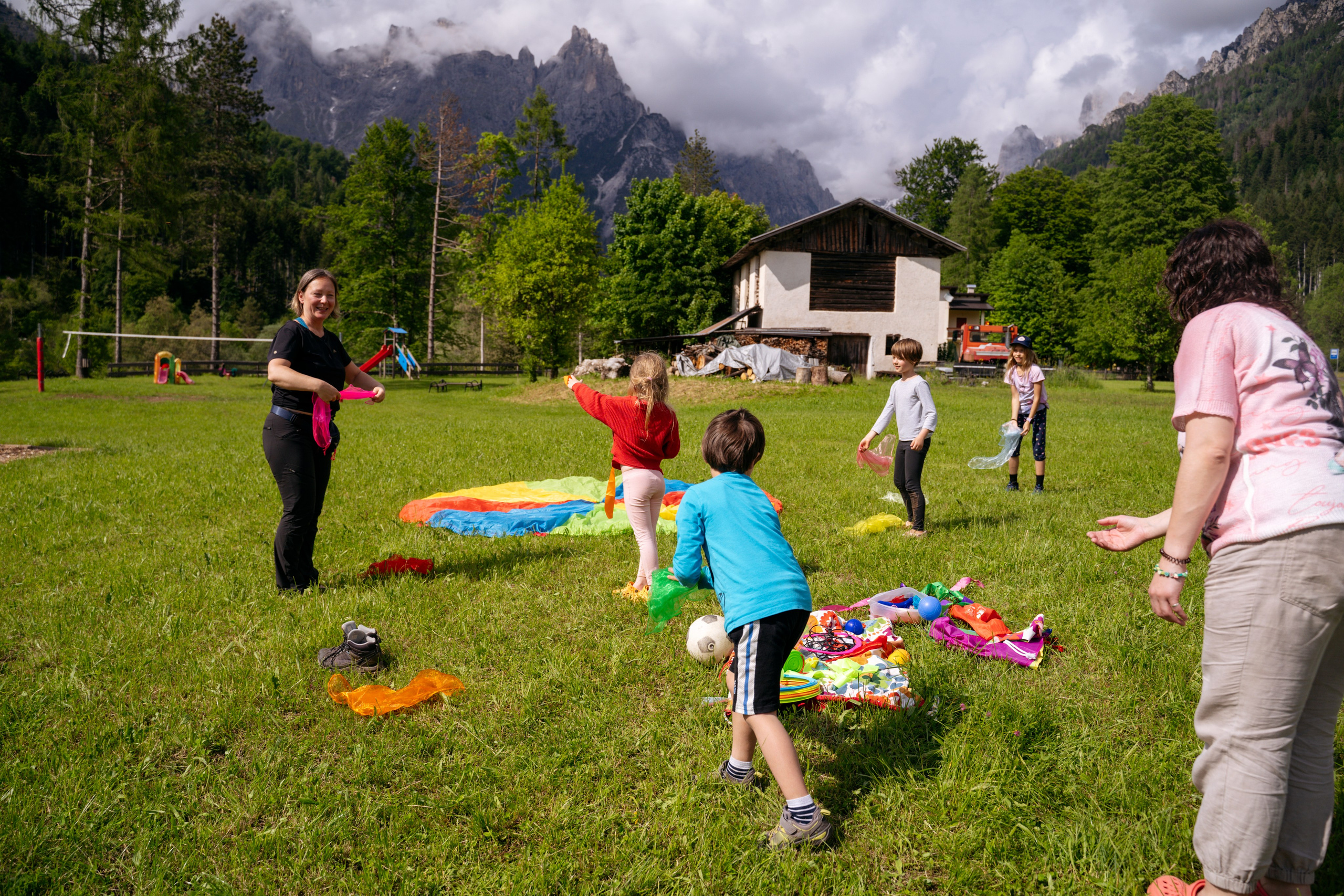 Семейный лагерь «Тайны гор». Семейные лагеря в Европе с Ниной Янечковой и Ириной Зиновьевой