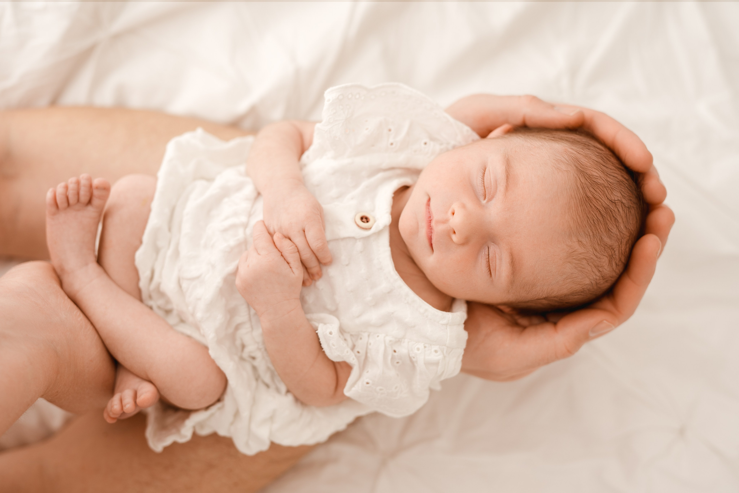 Sesja noworodkowa Emmy. Fotograf Łódź - sesja ciążowa, noworodkowa, dziecięca. Studio w Łodzi