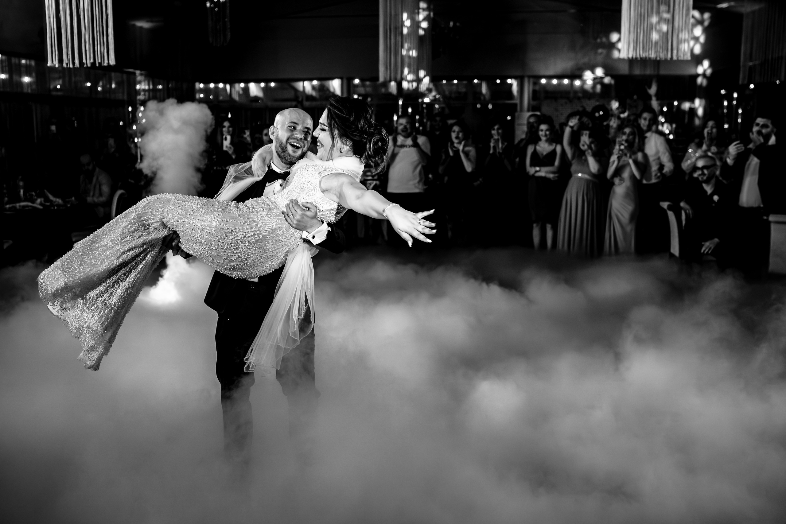 Crina & Cătălin. Acasă