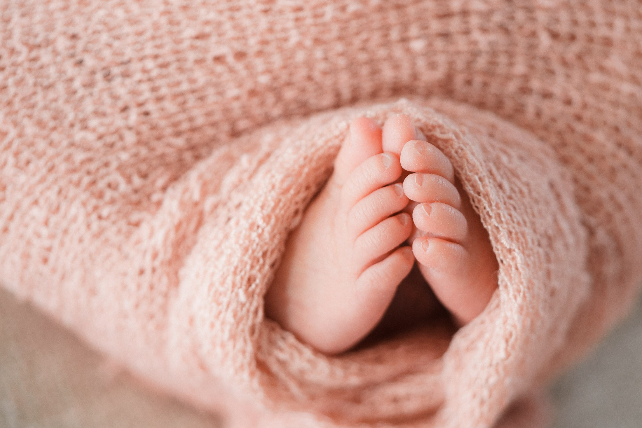 Vastasyntyneen tytön kuvaus Espoossa