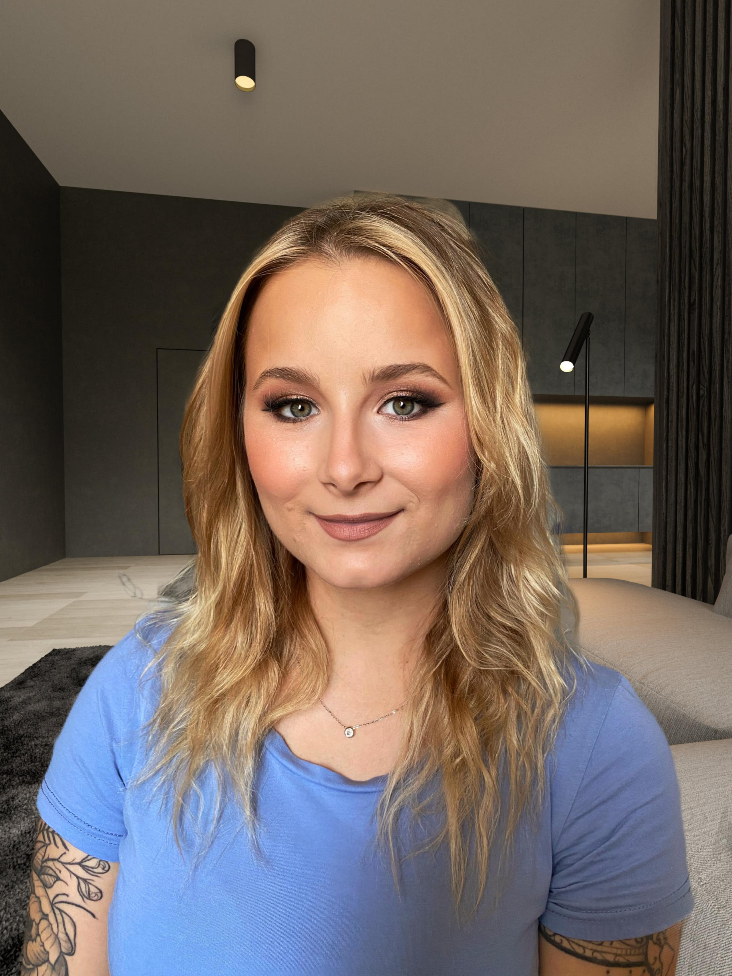 Makeup and hairstyle for your event in Rome — Italy. Makeup artist and hairstylist in Rome Italy | Kate Lisi