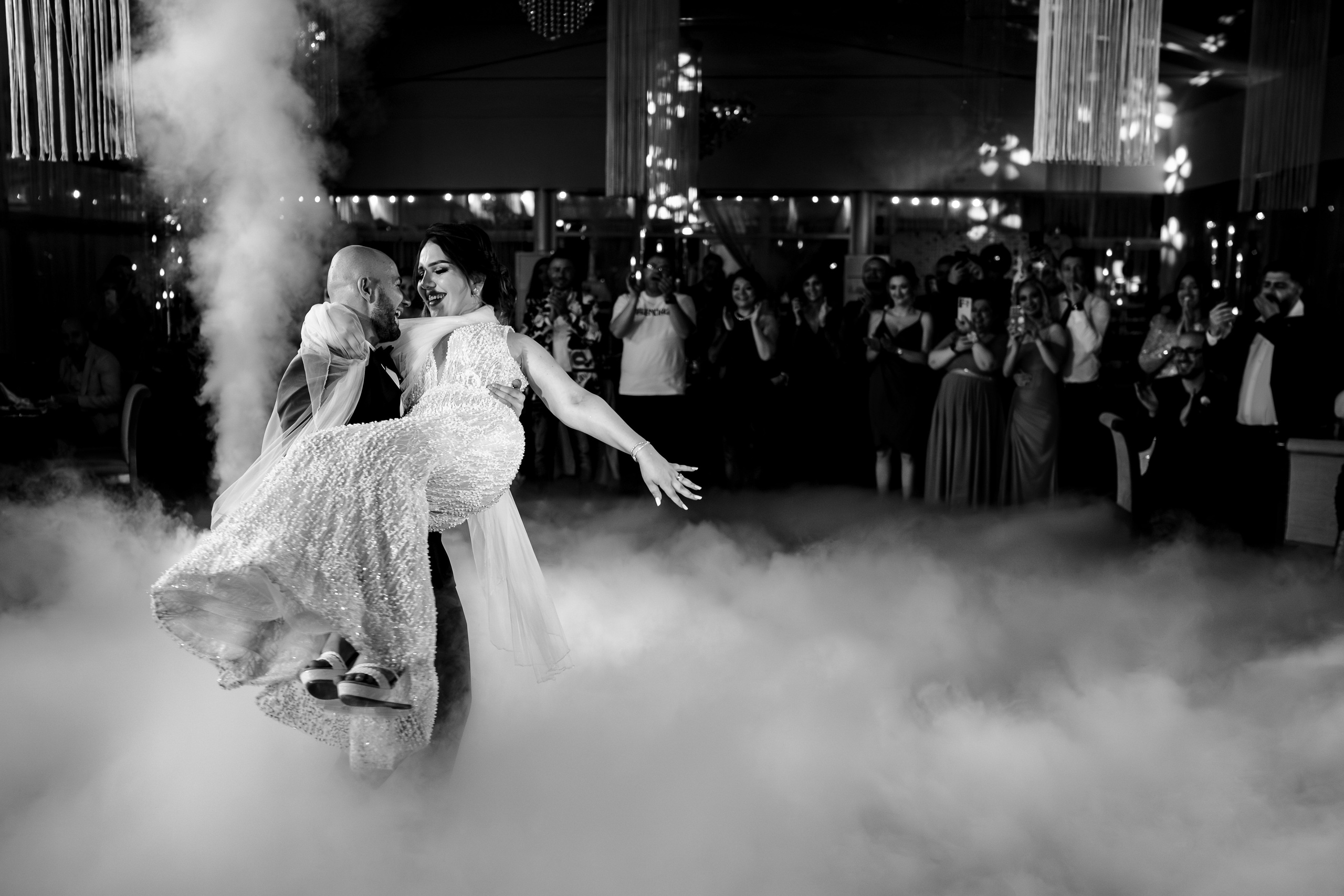 Crina & Cătălin. Acasă